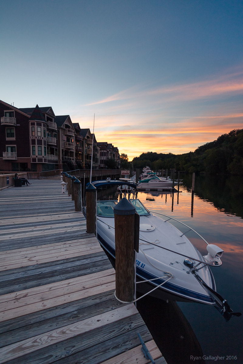 Canon EOS 500D (EOS Rebel T1i / EOS Kiss X3) sample photo. Occoquan boat dock photography