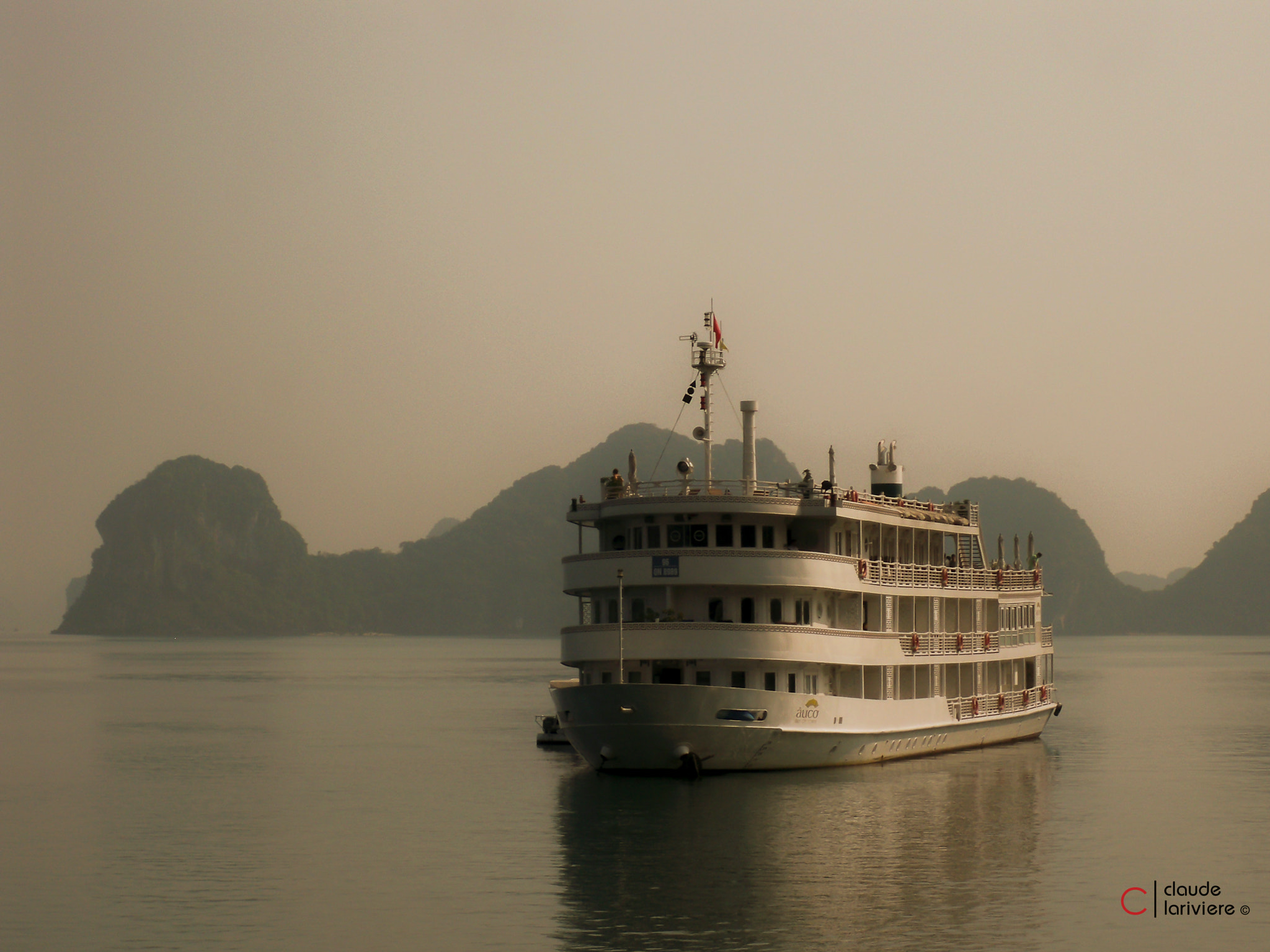 Kodak EasyShare M1033 sample photo. Brume photography