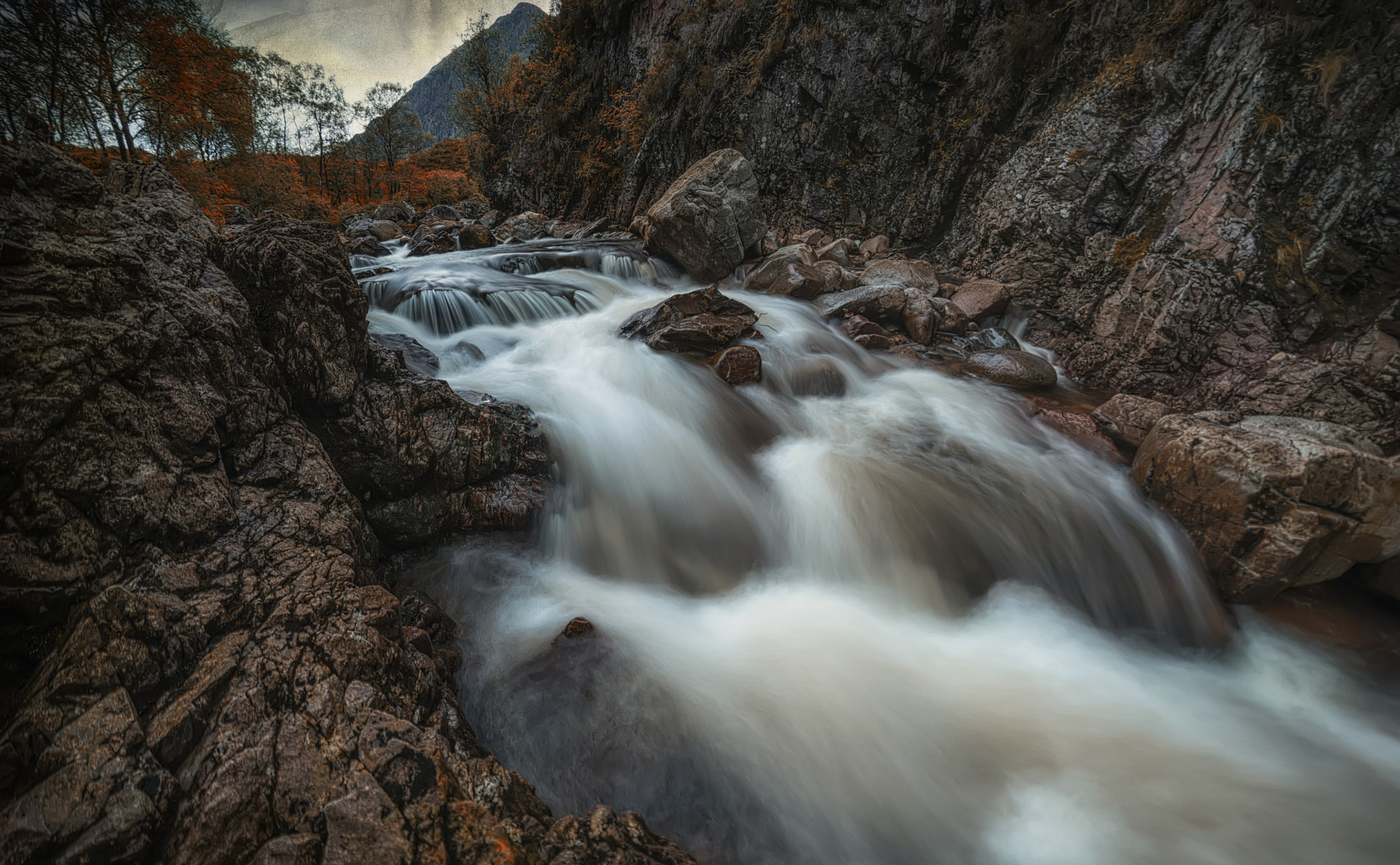 Samyang 12mm F2.8 ED AS NCS Fisheye sample photo. Glencoe river etive - buachaille etive mor photography