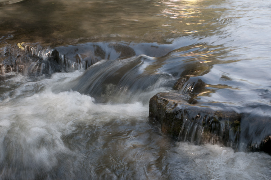 Sigma 24-70mm F2.8 EX DG Macro sample photo. Water and stone photography