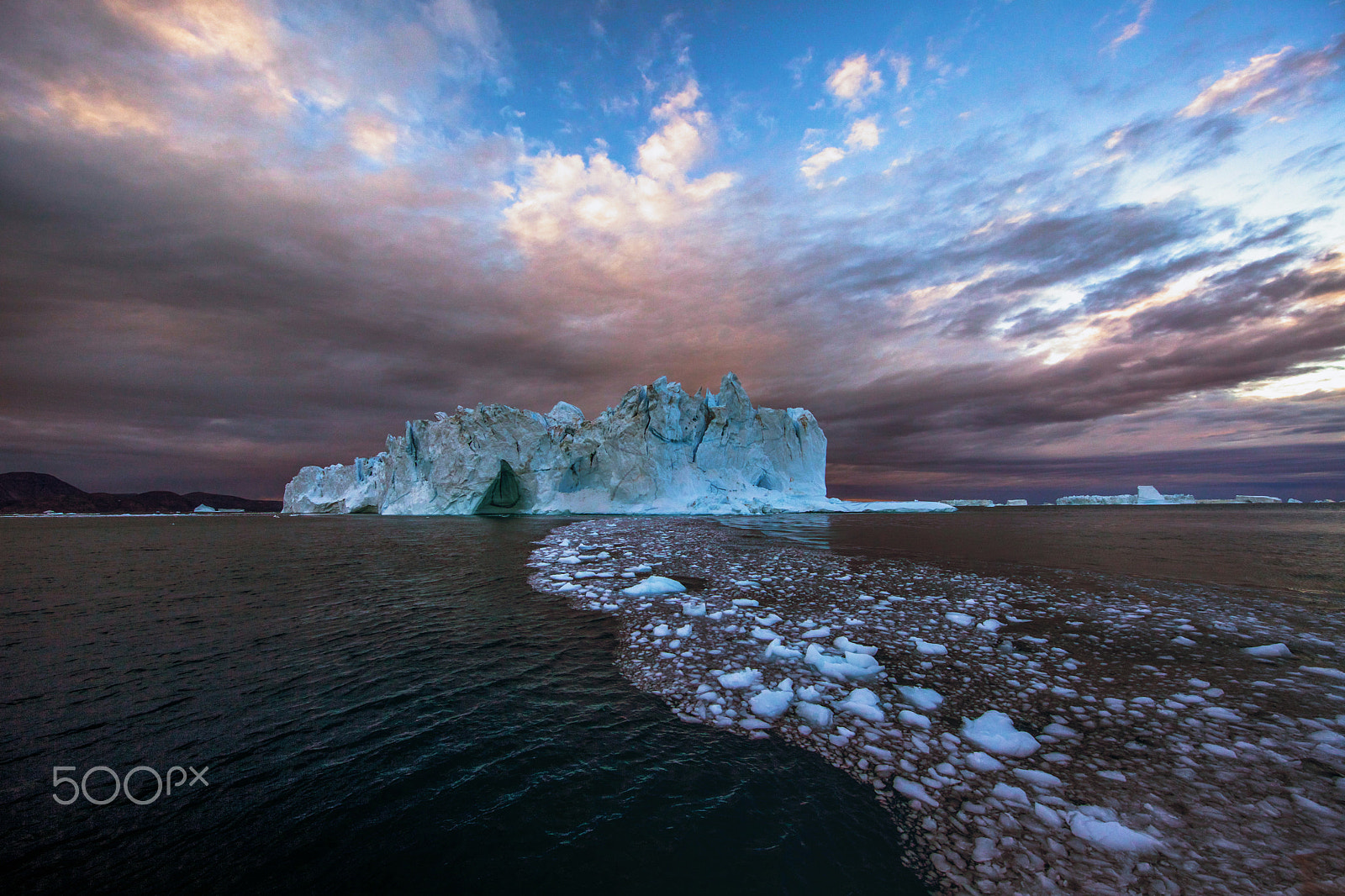Canon EF 11-24mm F4L USM sample photo. Ice crystal trail photography