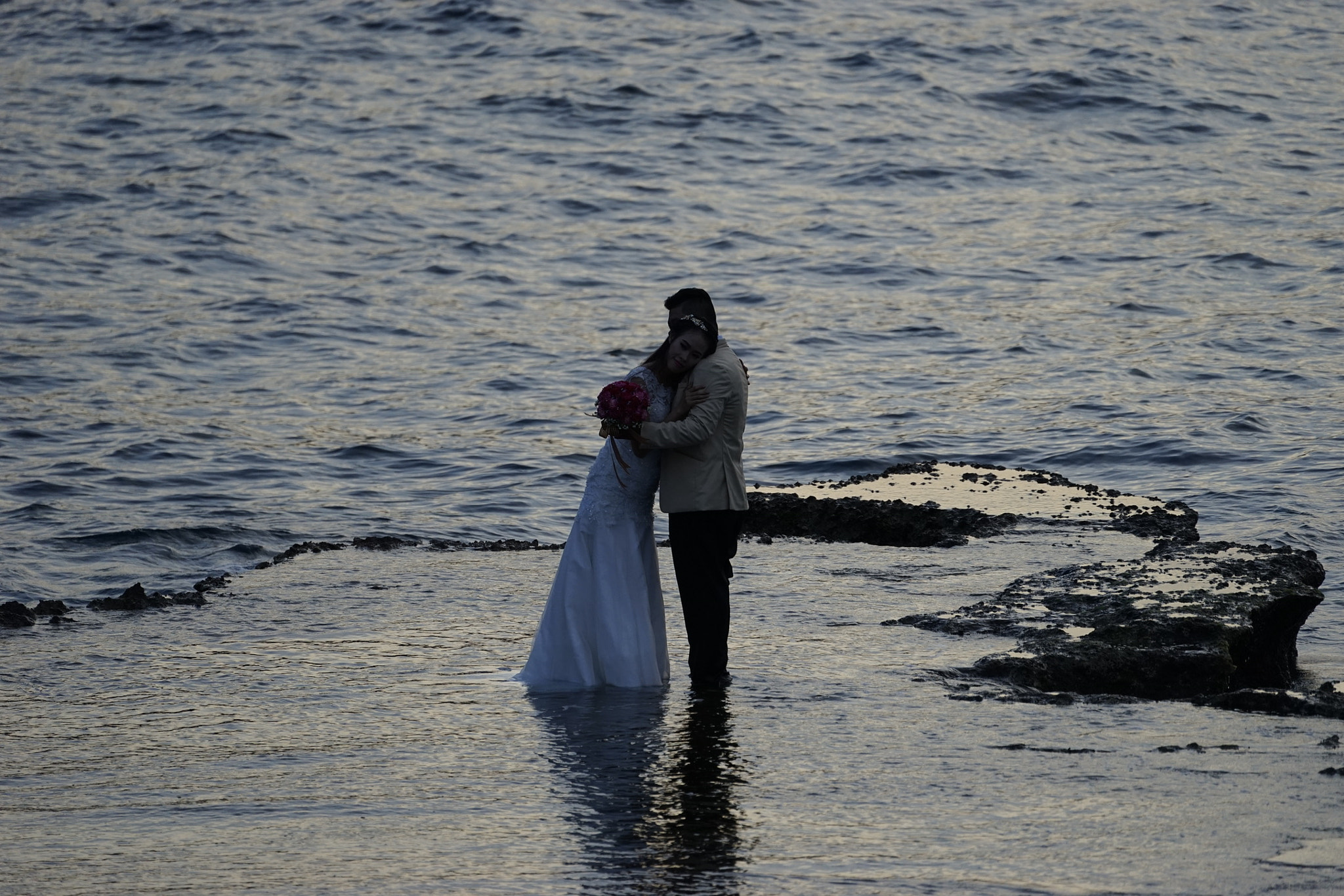 Sony FE 70-300mm F4.5-5.6 G OSS sample photo. Do you married me? photography