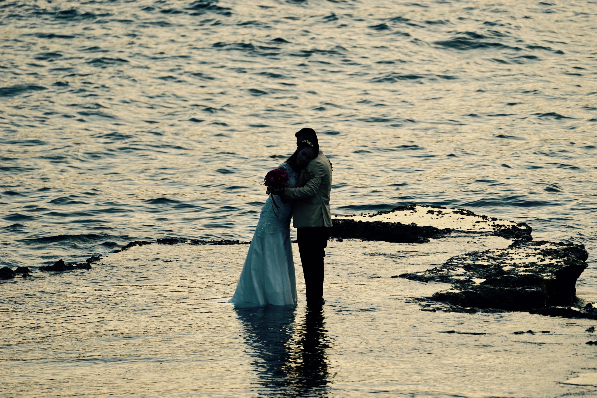 Sony FE 70-300mm F4.5-5.6 G OSS sample photo. Do you married me? photography