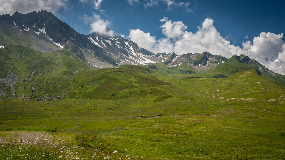 Canon EOS 450D (EOS Rebel XSi / EOS Kiss X2) sample photo. Col de roselend photography