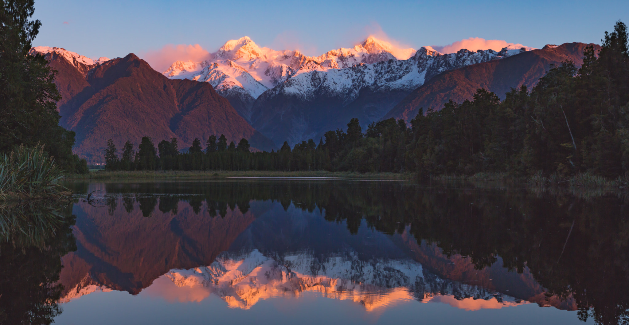 Canon EOS 750D (EOS Rebel T6i / EOS Kiss X8i) sample photo. Lake matheson photography