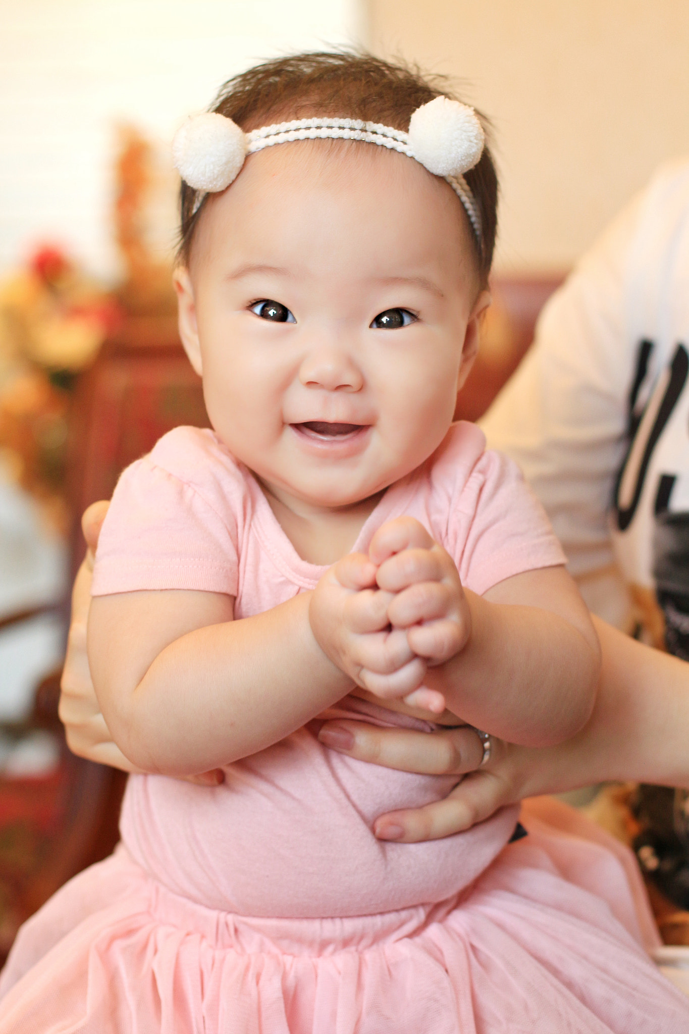 Canon EOS M + Canon EF 50mm F1.4 USM sample photo. Baby face photography