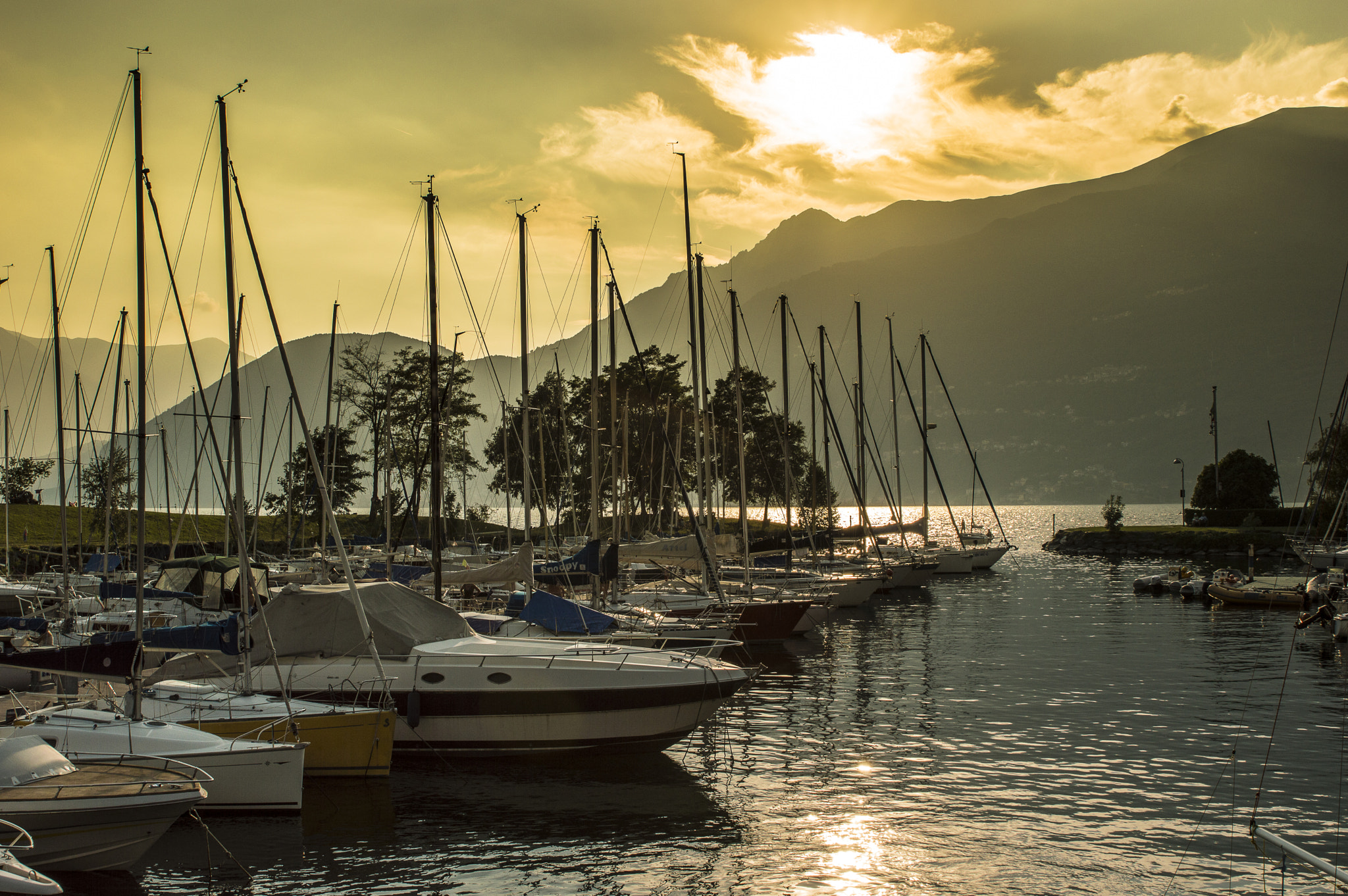 Nikon D3200 + Tamron SP 24-70mm F2.8 Di VC USD sample photo. Boats and sunset photography