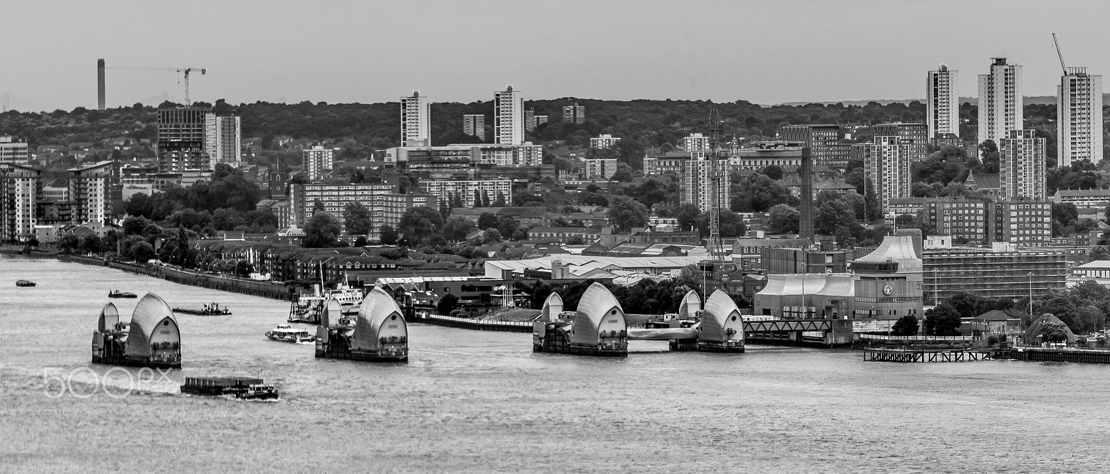 Sony a7R II + Canon EF 70-200mm F4L IS USM sample photo. Thames barrier photography