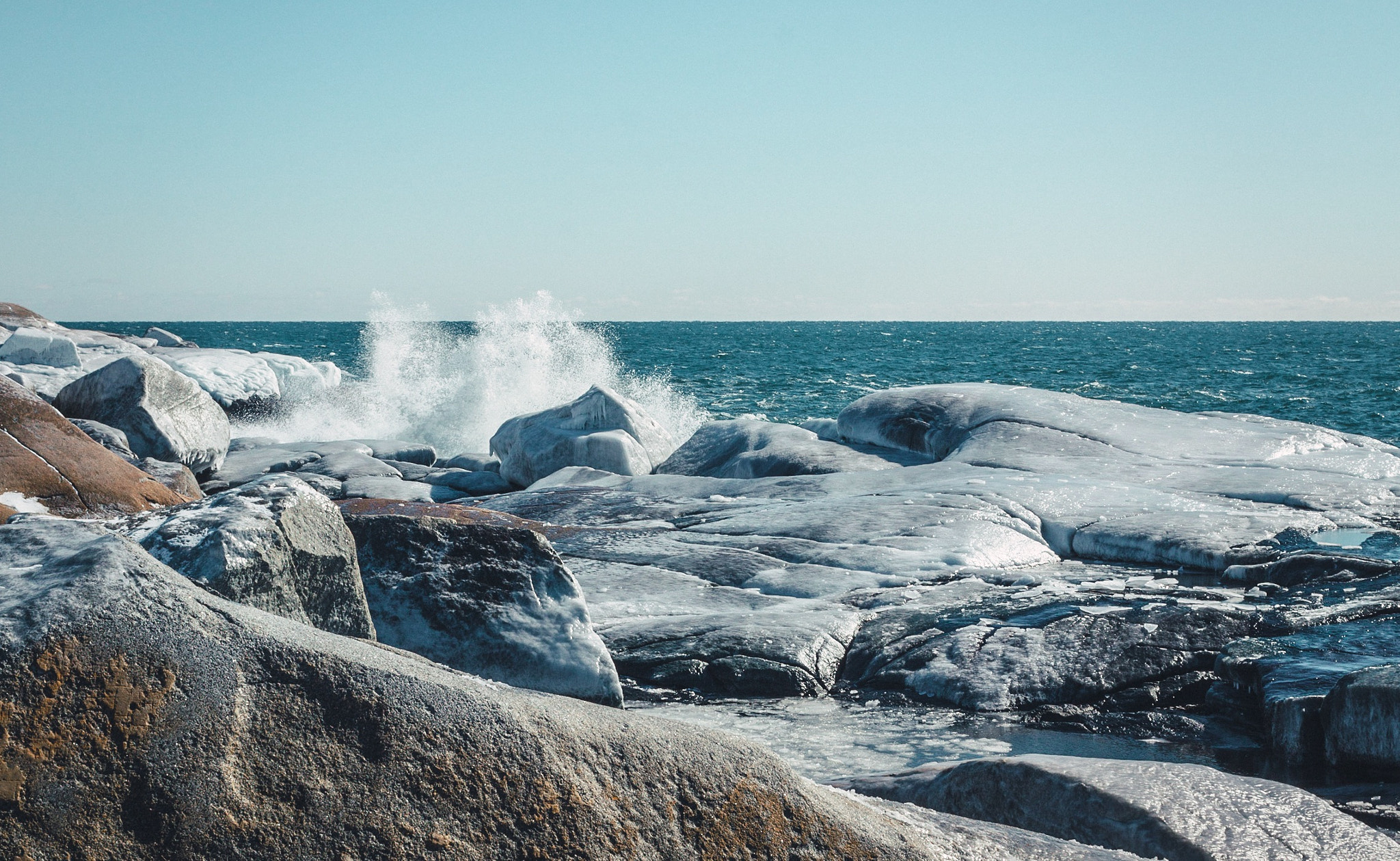 Canon EOS 50D + Canon EF 40mm F2.8 STM sample photo. Wave crash - nova scotia photography
