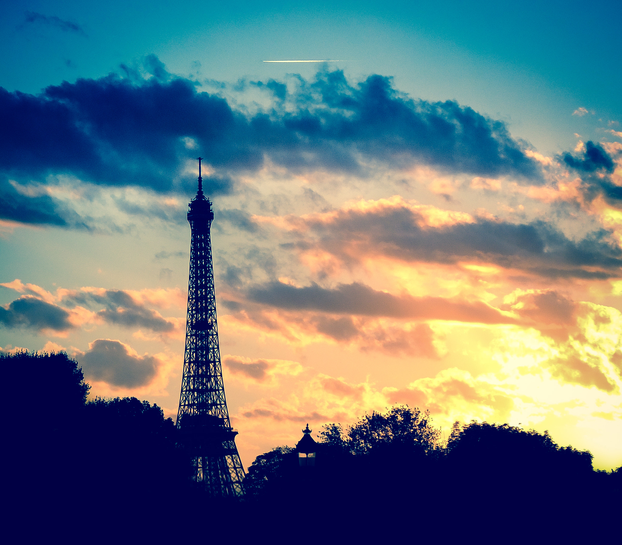 Atardecer en Paris by DRAGOX photo / 500px