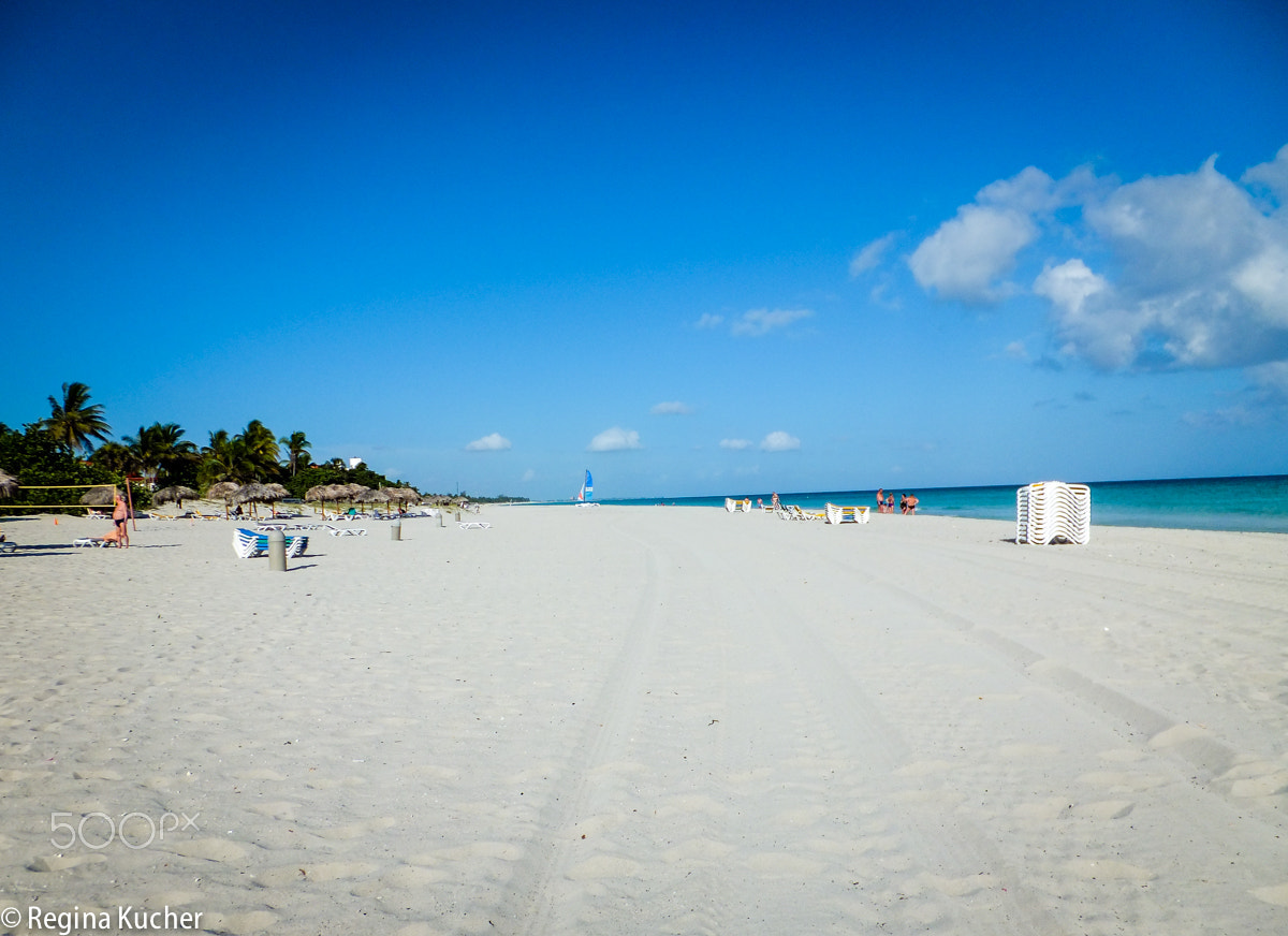 Fujifilm FinePix F550EXR sample photo. Beach in varadero, cuba photography