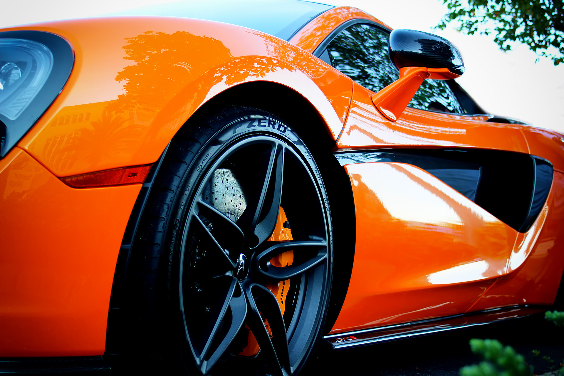 Canon EF 35-80mm f/4-5.6 sample photo. Mclaren 570s photography