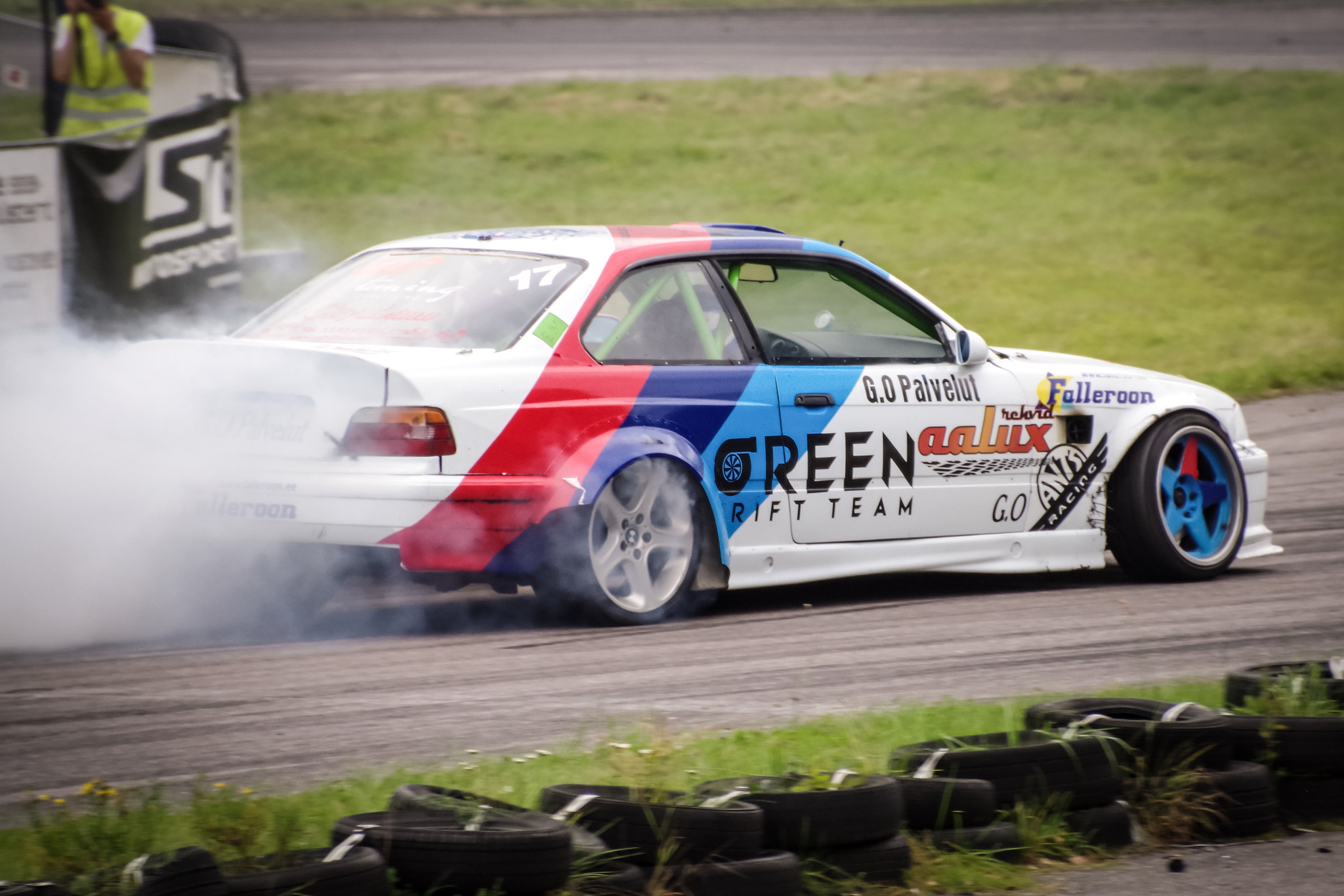Pentax K-S2 sample photo. E36 drift photography