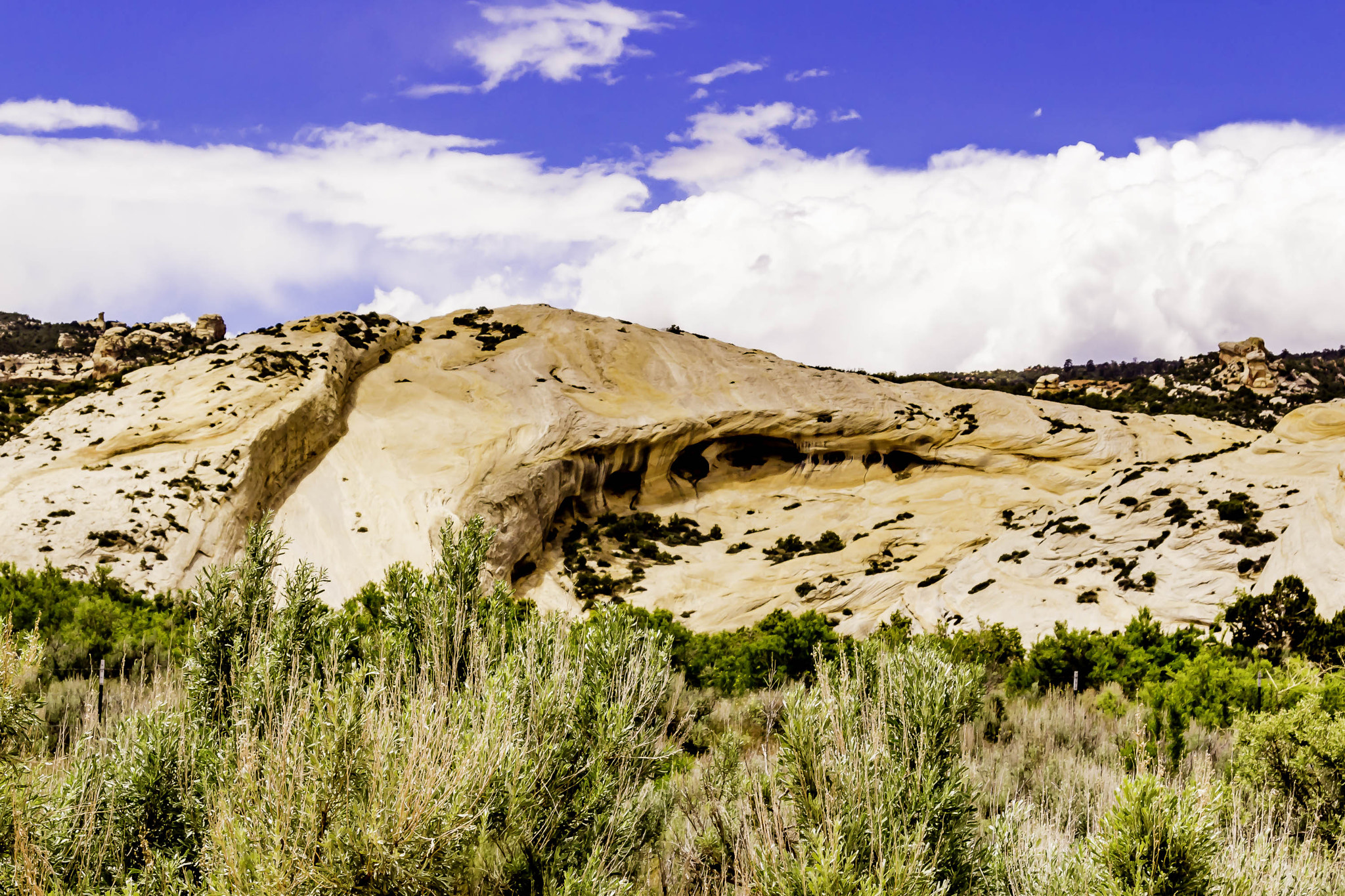 Canon EF-S 17-85mm F4-5.6 IS USM sample photo. Rock formations at moonshine arch area photography