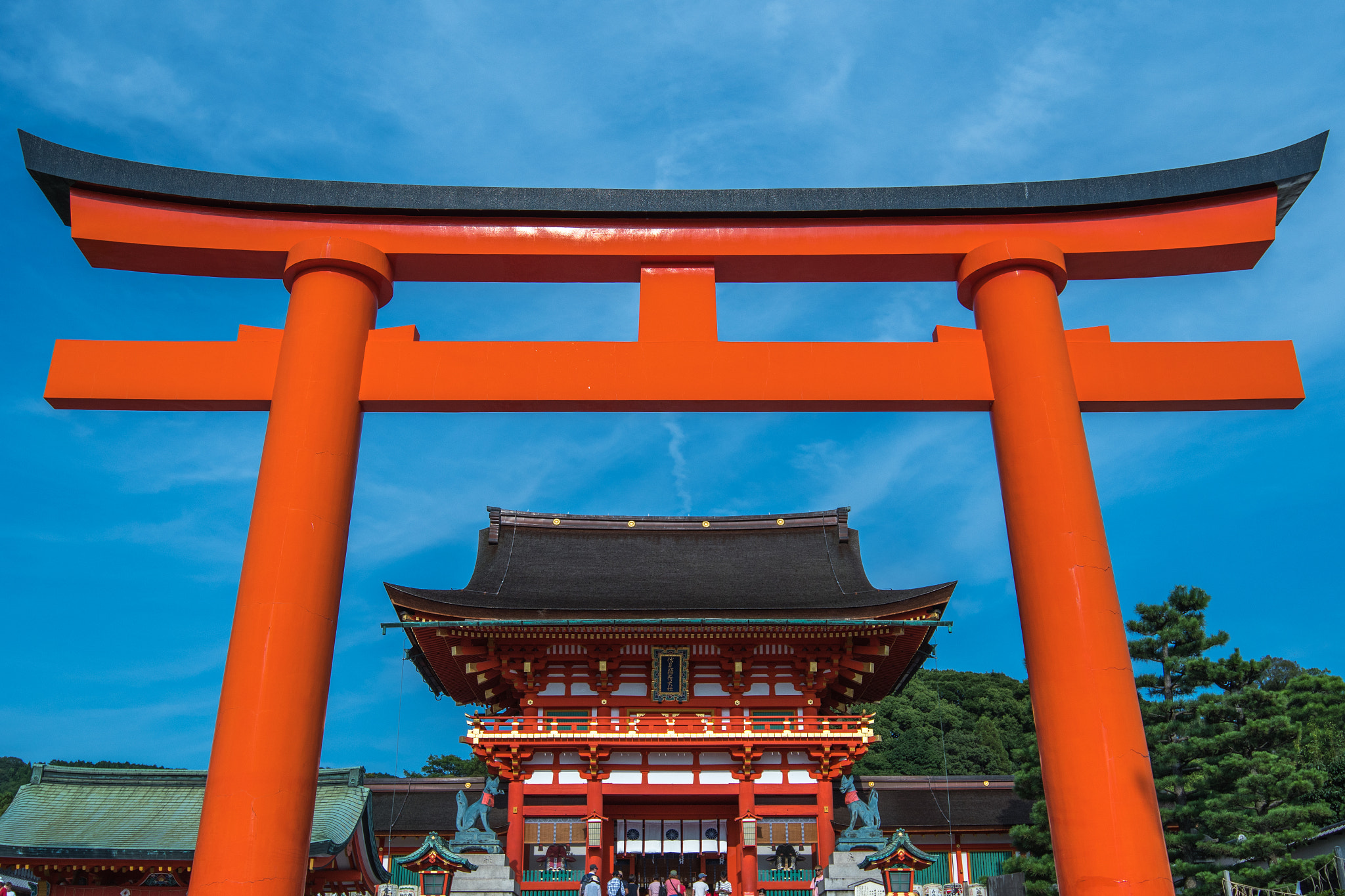 Nikon AF-S Nikkor 18-35mm F3.5-4.5G ED sample photo. Fushimi-inari photography