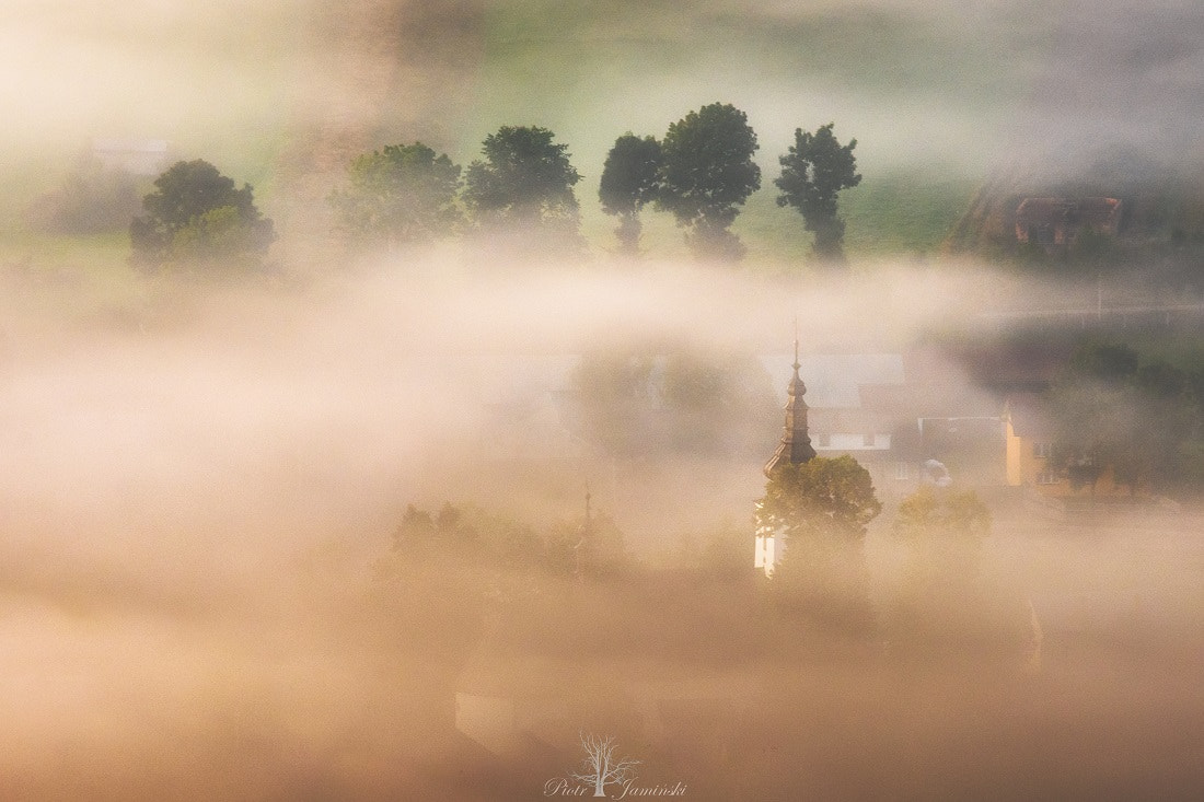 Sigma 70-200mm F2.8 EX DG Macro HSM II sample photo. Country morning photography