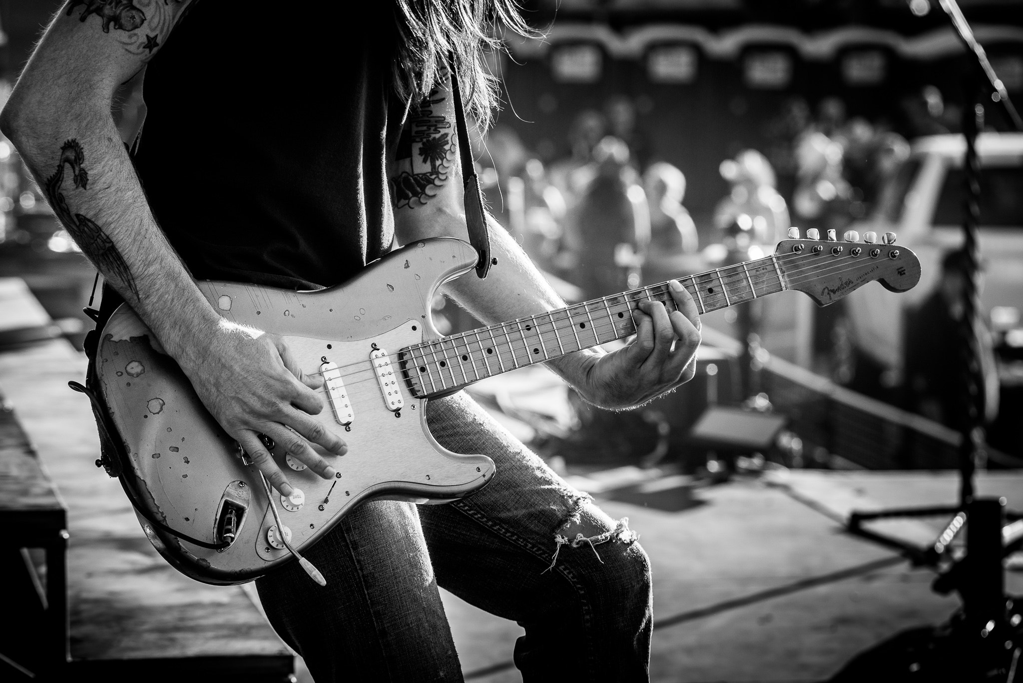 AF Zoom-Nikkor 80-200mm f/2.8 ED sample photo. Fender strat photography