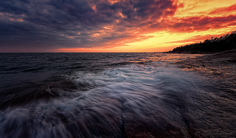 Canon EF 14mm F2.8L II USM sample photo. The golden hour in emäsalo photography