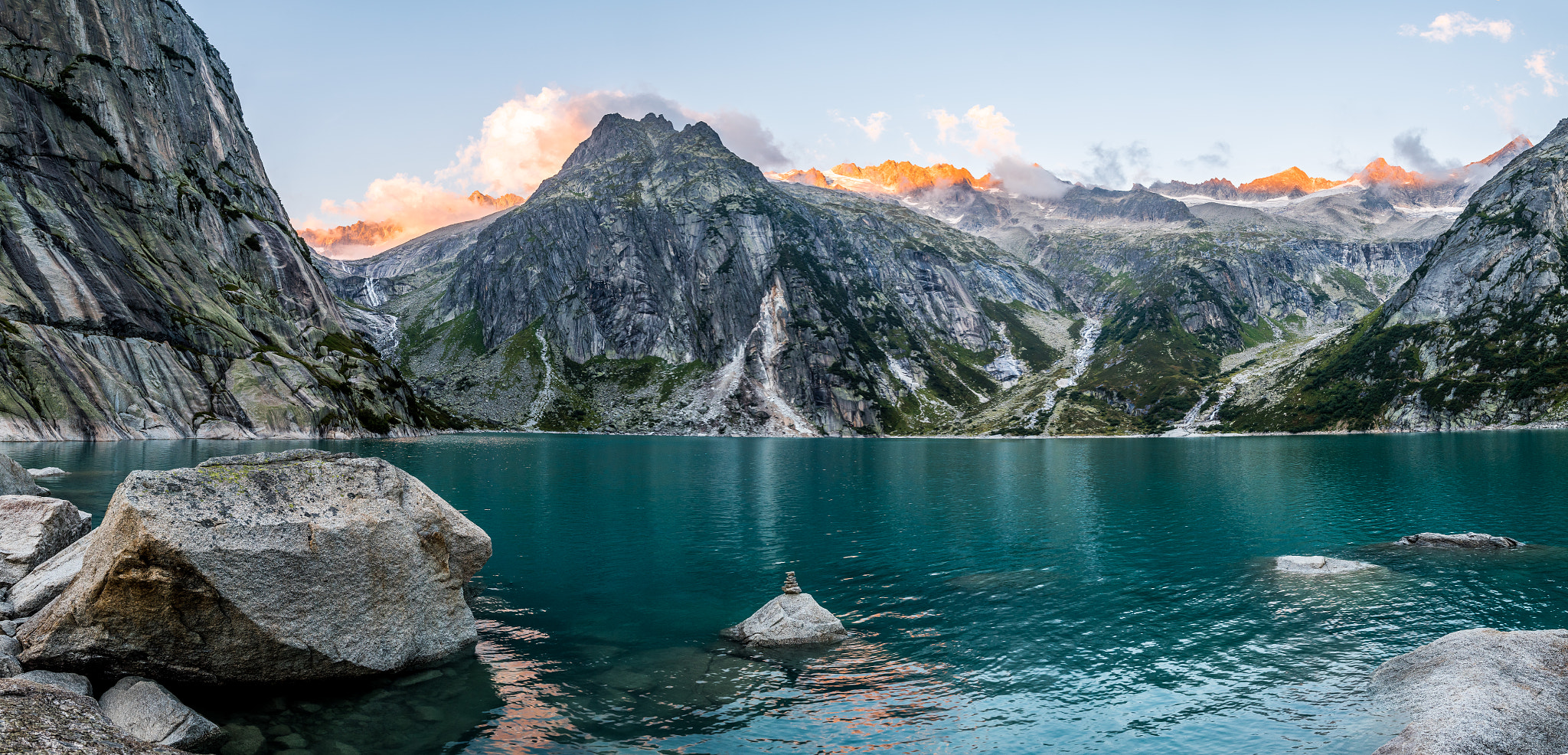Nikon D5500 + Sigma 18-35mm F1.8 DC HSM Art sample photo. Turquoise lake photography
