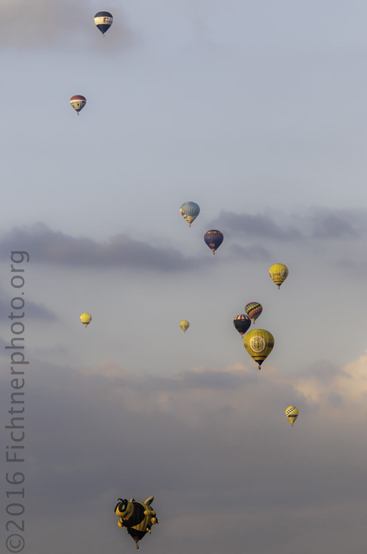 Nikon AF-S Nikkor 70-200mm F2.8G ED VR II sample photo. Montgolfiade photography