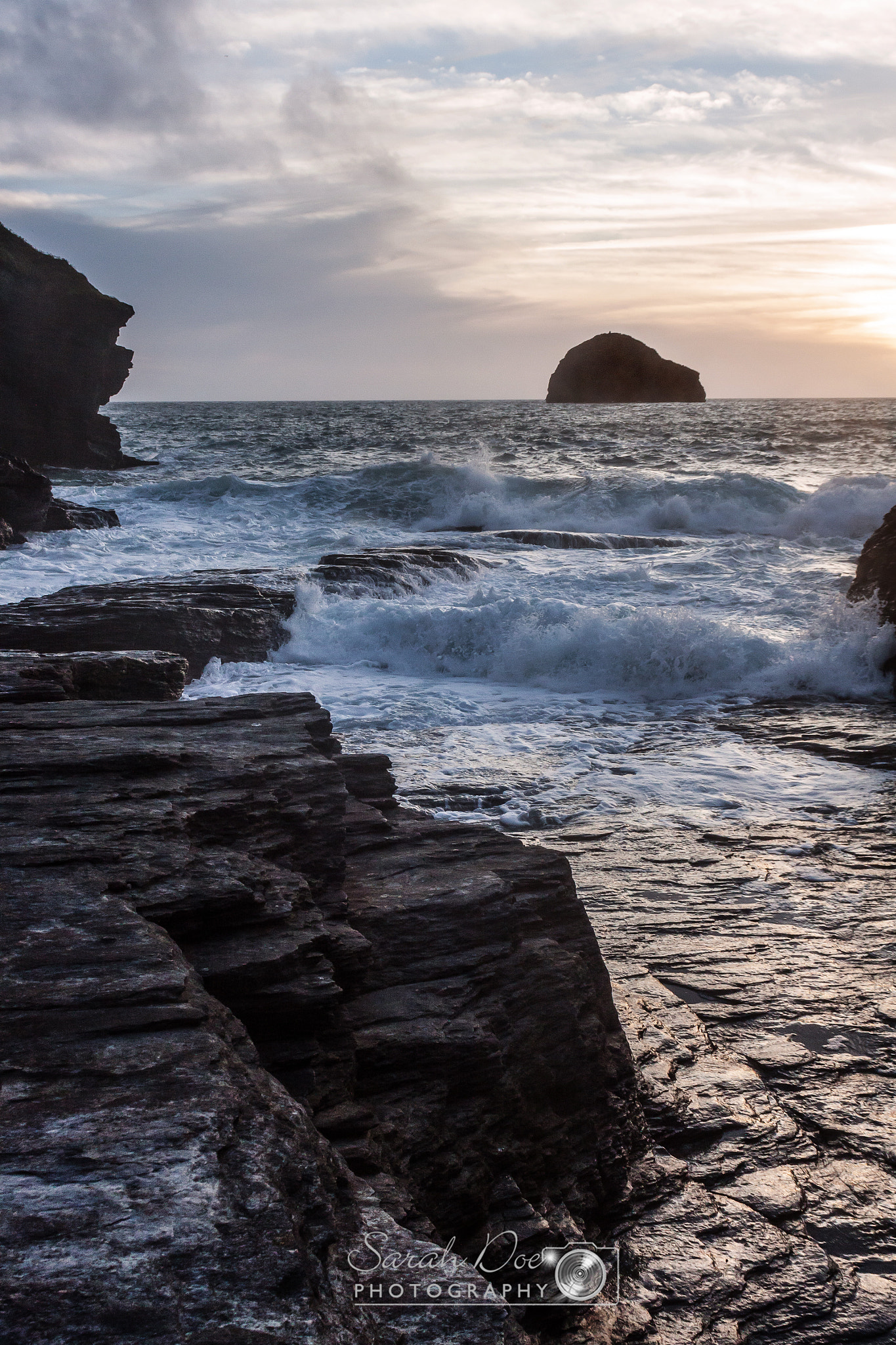 Canon EOS 50D + Sigma 24-70mm F2.8 EX DG Macro sample photo. Trebarwith strand glow photography