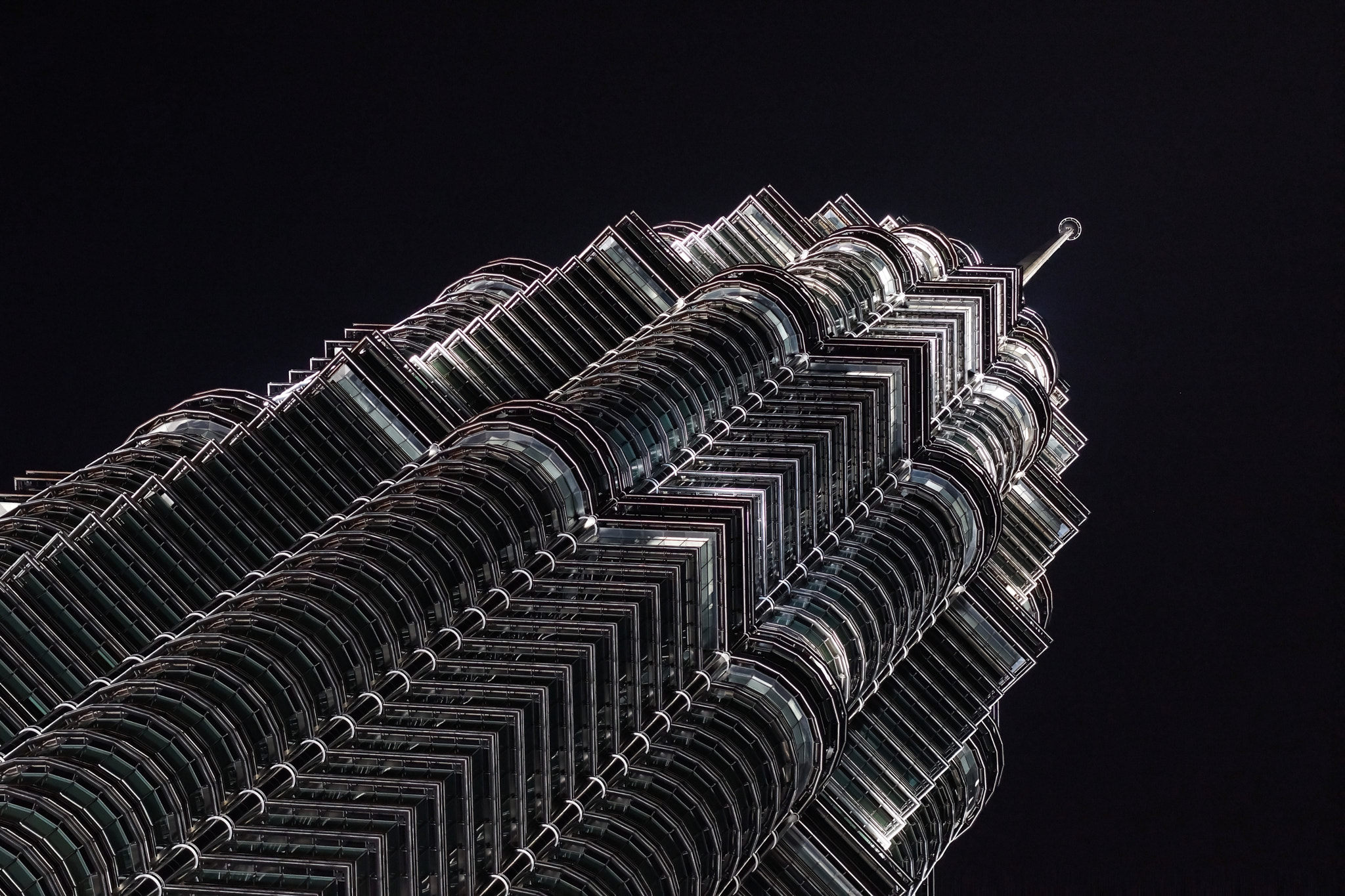 Sony Planar T* 85mm F1.4 ZA sample photo. Petronas tower photography