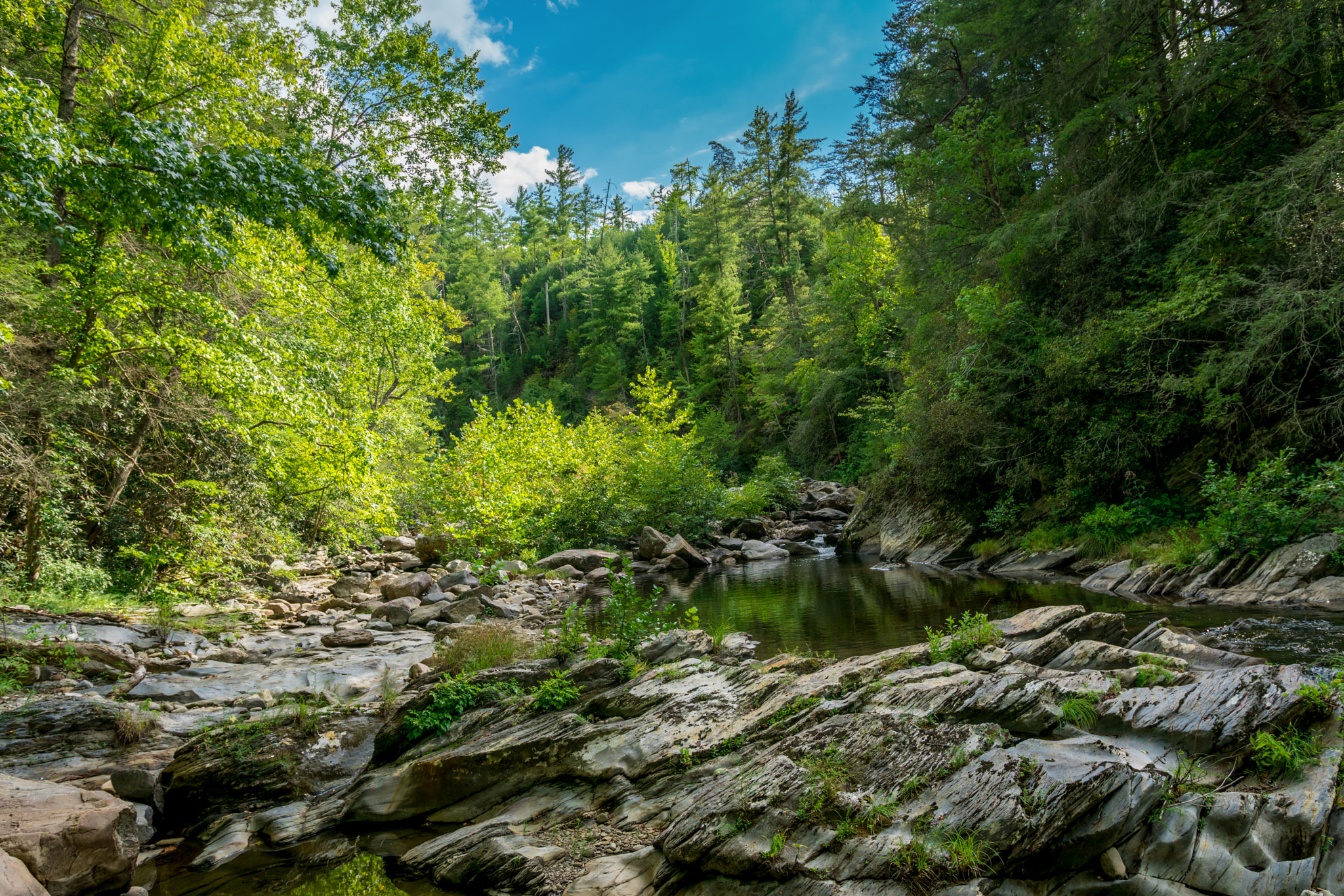 Sony a6300 + 18-35mm F1.8 DC HSM | Art 013 sample photo. River rocks photography
