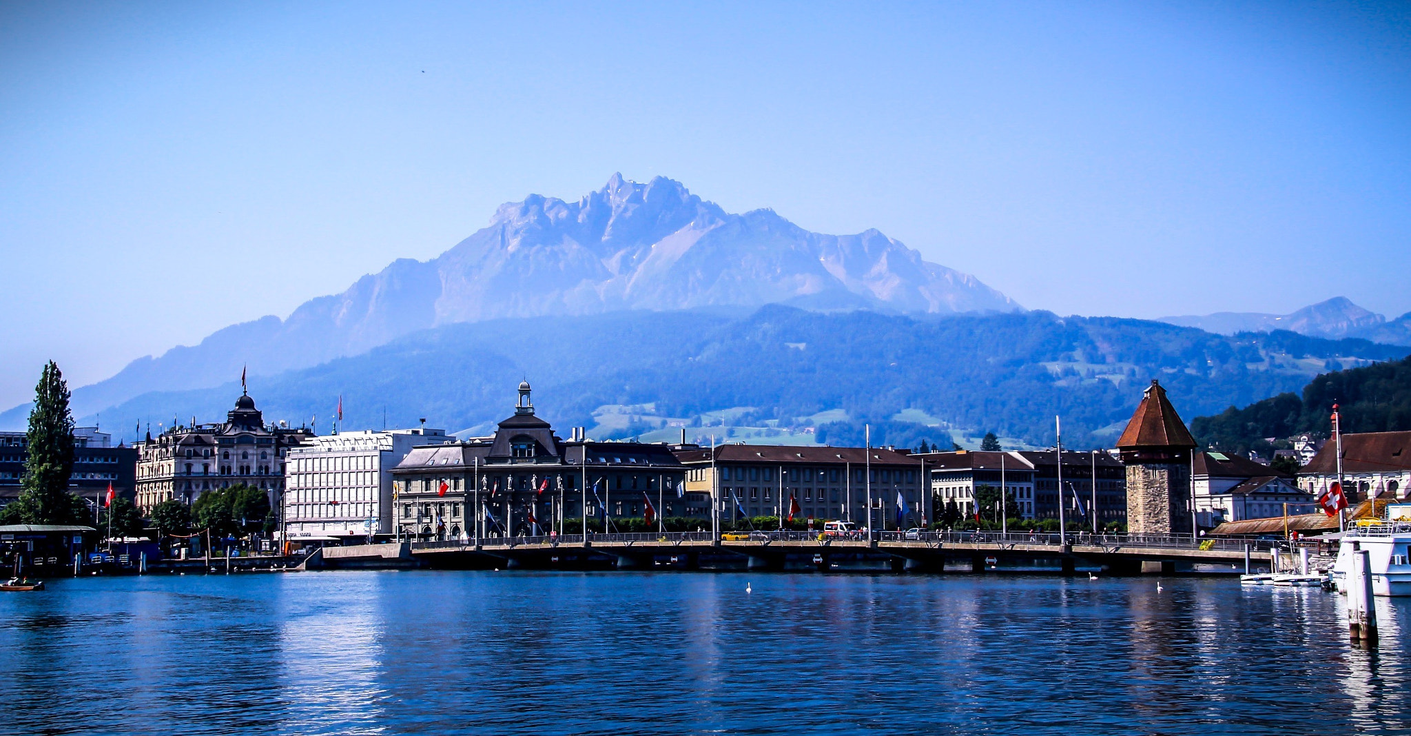 Canon EOS 50D + Canon 18-200mm sample photo. Lucerne photography