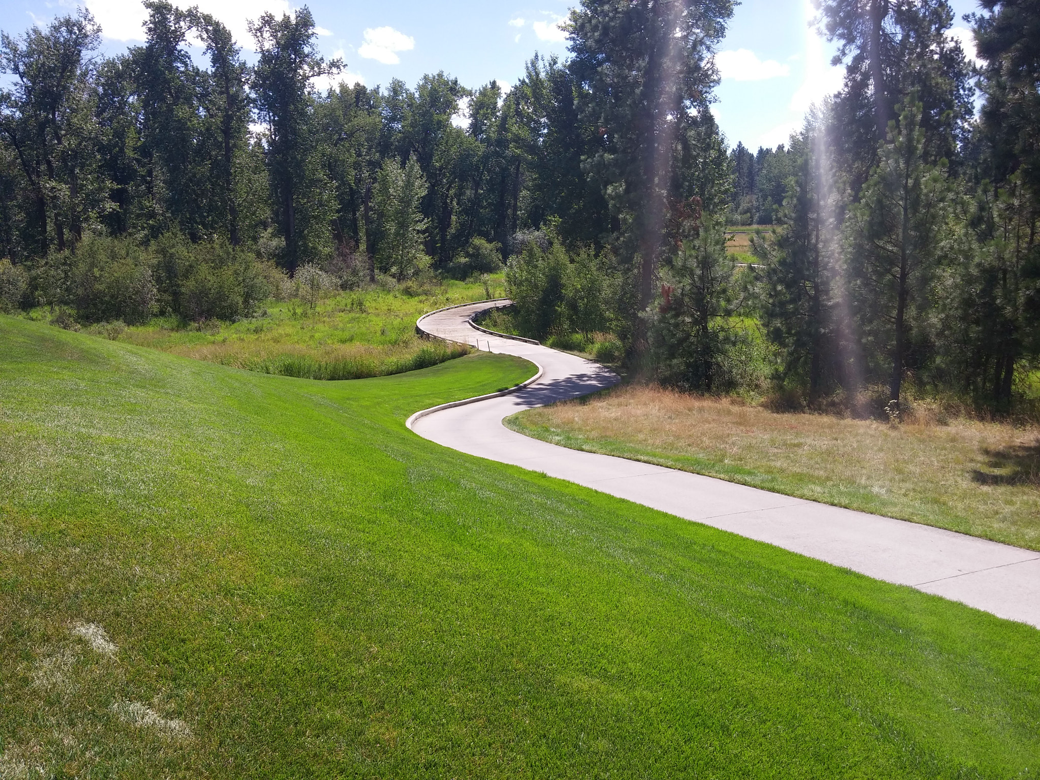 LG VS985 sample photo. Scenic golf course photography