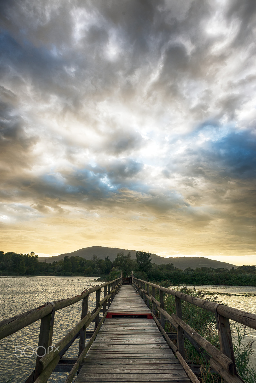 Nikon D610 + Nikon AF Nikkor 20mm F2.8D sample photo. Toward the sunset, and beyond photography