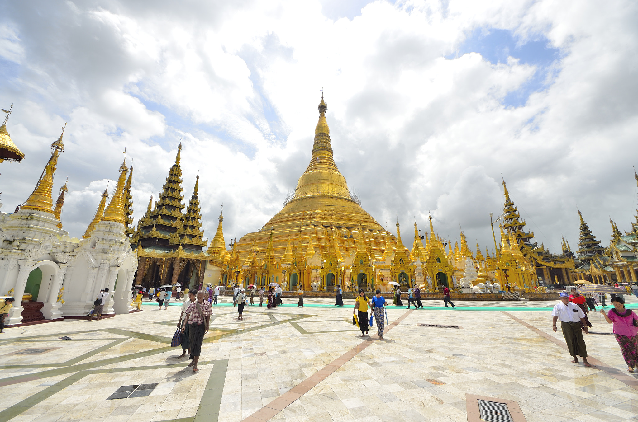 Sigma 8-16mm F4.5-5.6 DC HSM sample photo. Shwe shwe photography