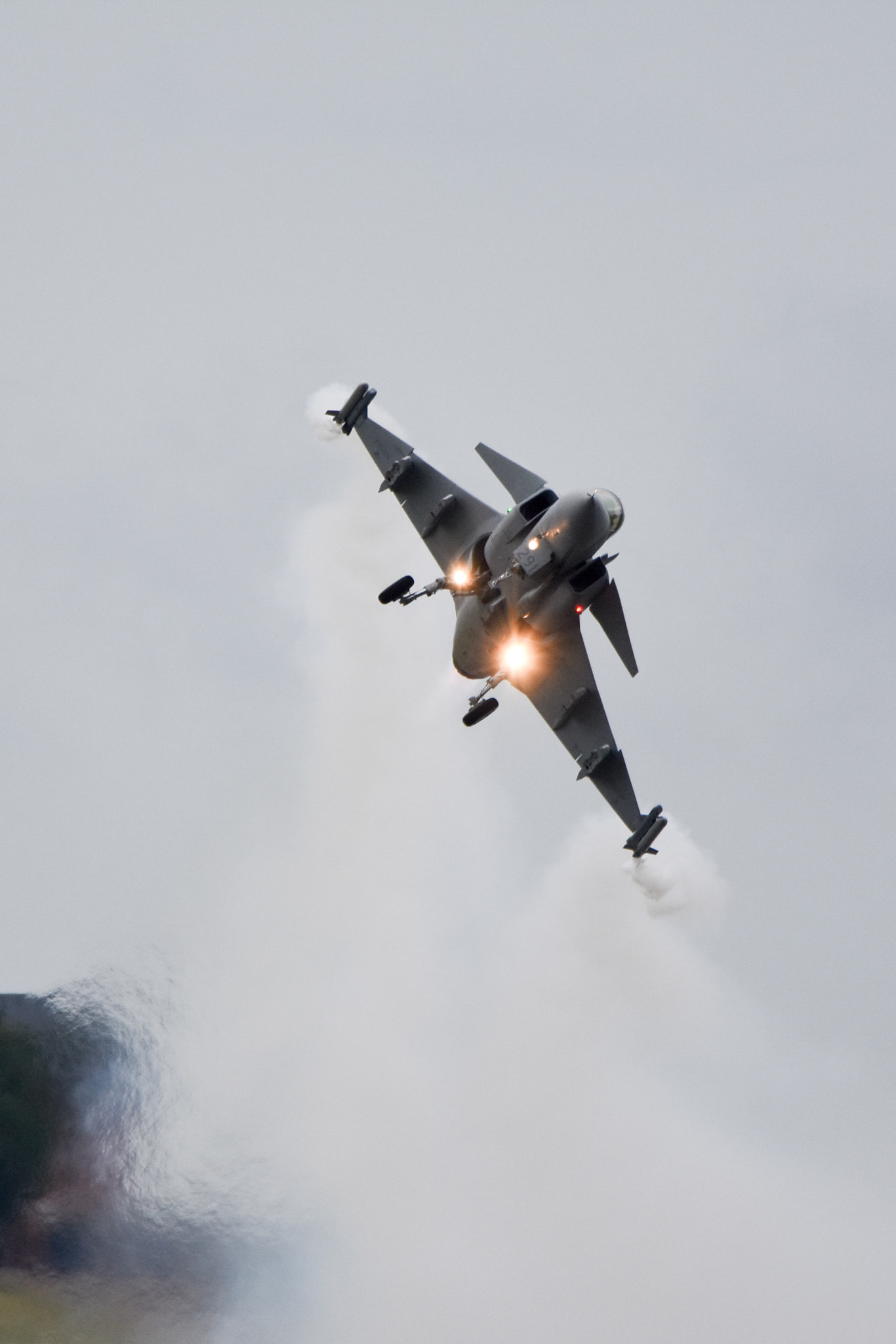 Tamron SP 150-600mm F5-6.3 Di VC USD sample photo. Jas 39 gripen take-off turn photography
