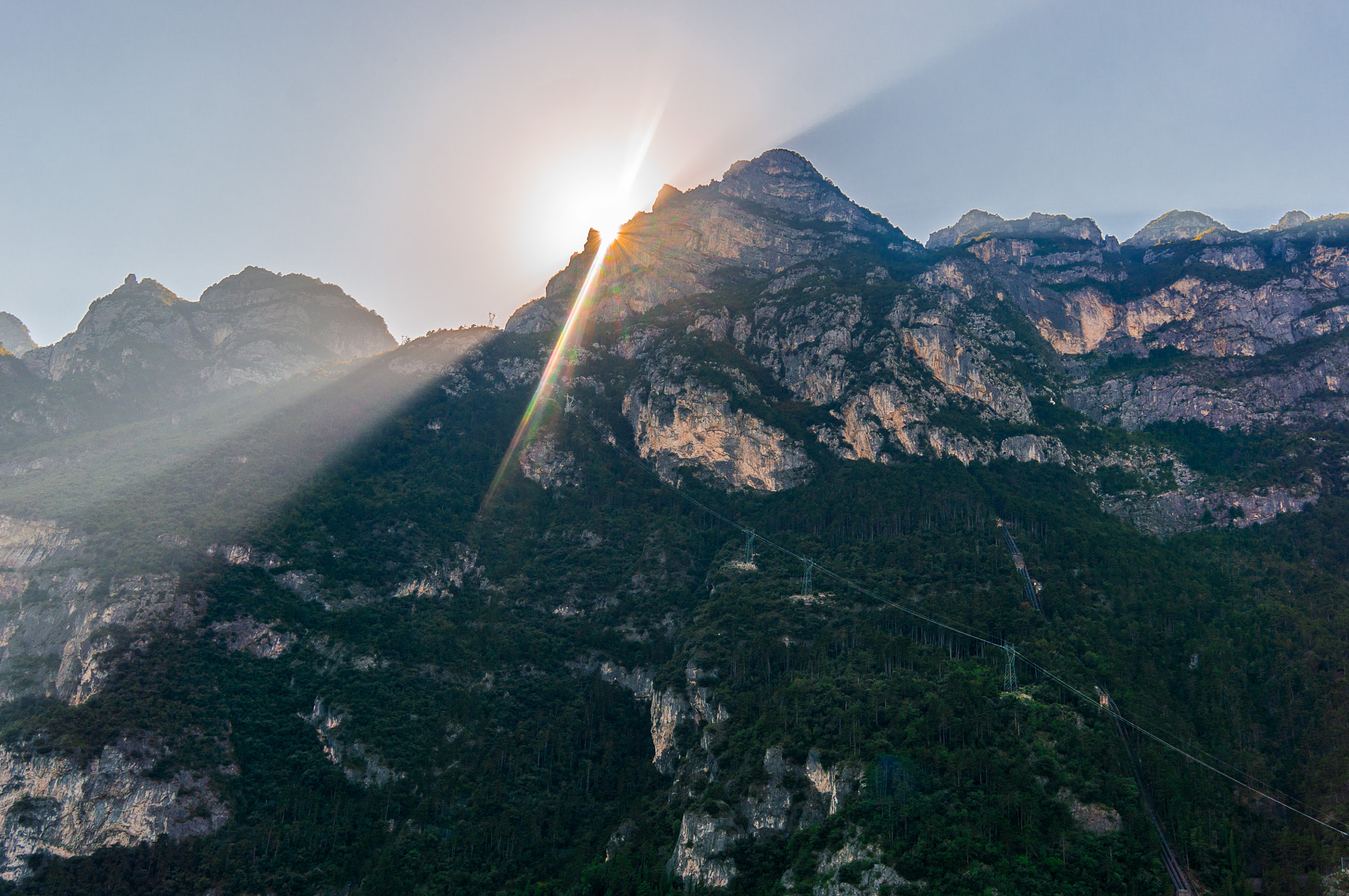 Sony Alpha NEX-6 + Sigma 19mm F2.8 EX DN sample photo. Mountain sunflare photography