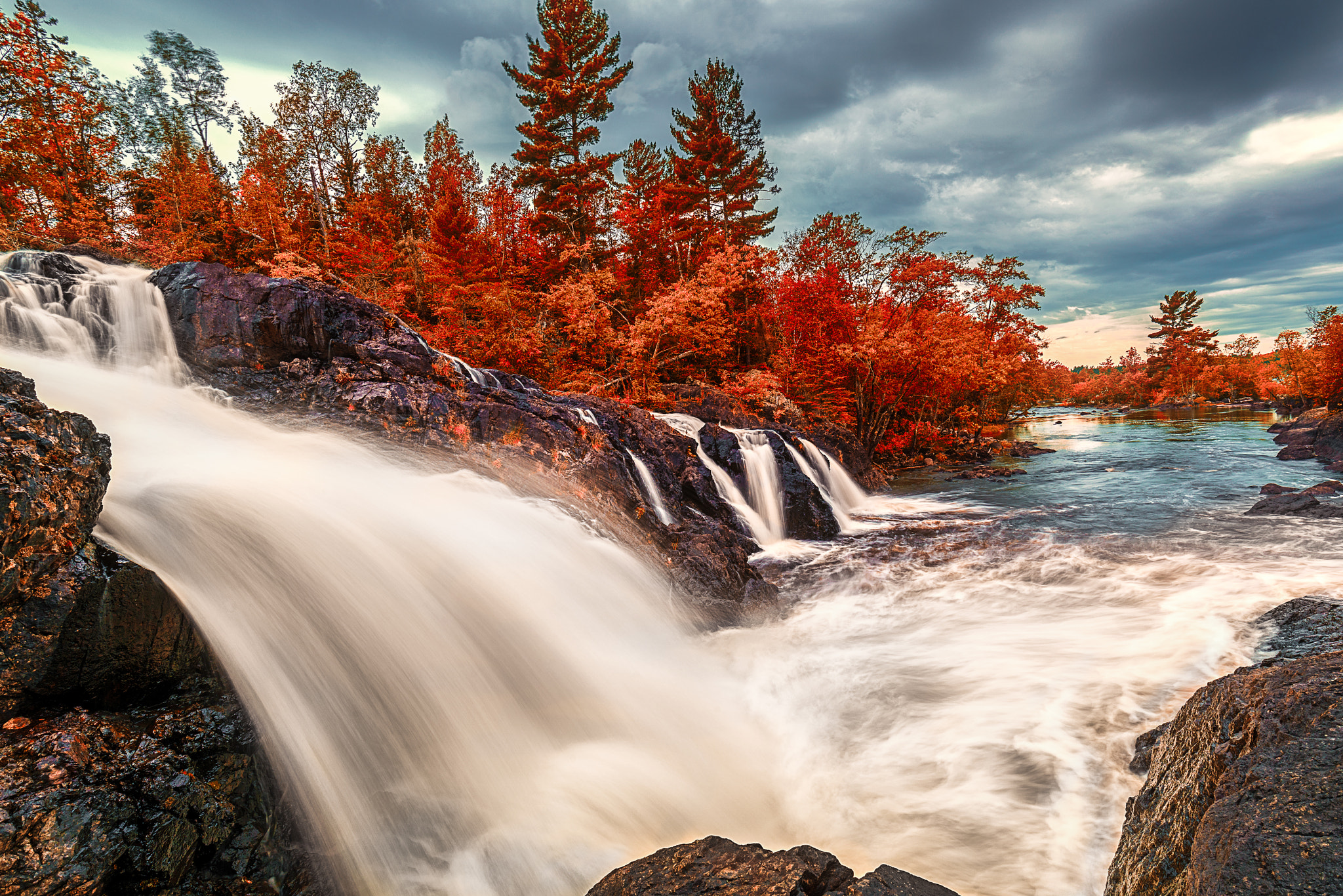 Sony a7R II + Canon EF 16-35mm F4L IS USM sample photo. The 70 feet drop photography