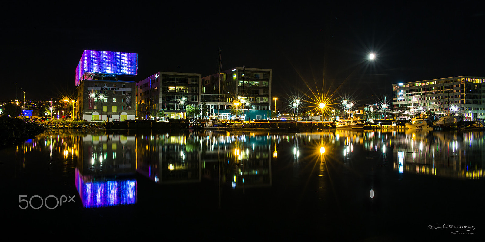 Sigma 30mm F1.4 EX DC HSM sample photo. Moon & city lights photography