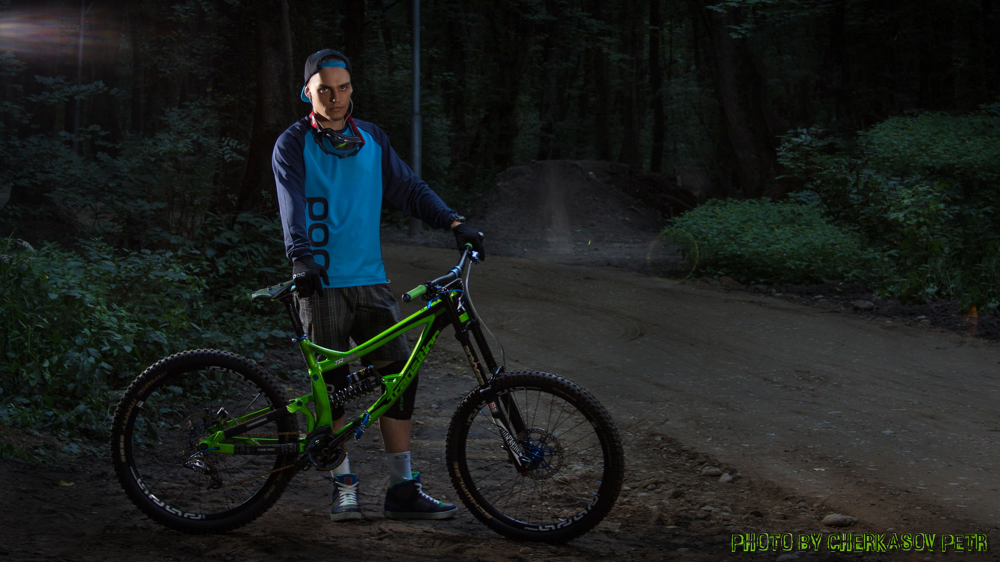Canon EF 28-135mm F3.5-5.6 IS USM sample photo. Nightride photography