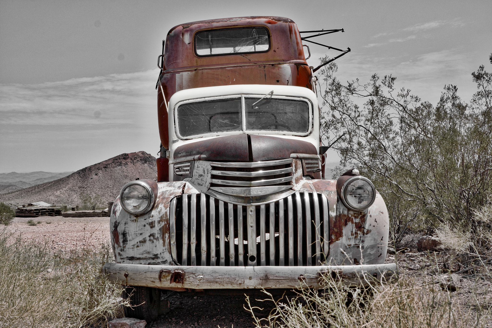 Hasselblad Lunar sample photo. Chevy flatbed with a load photography