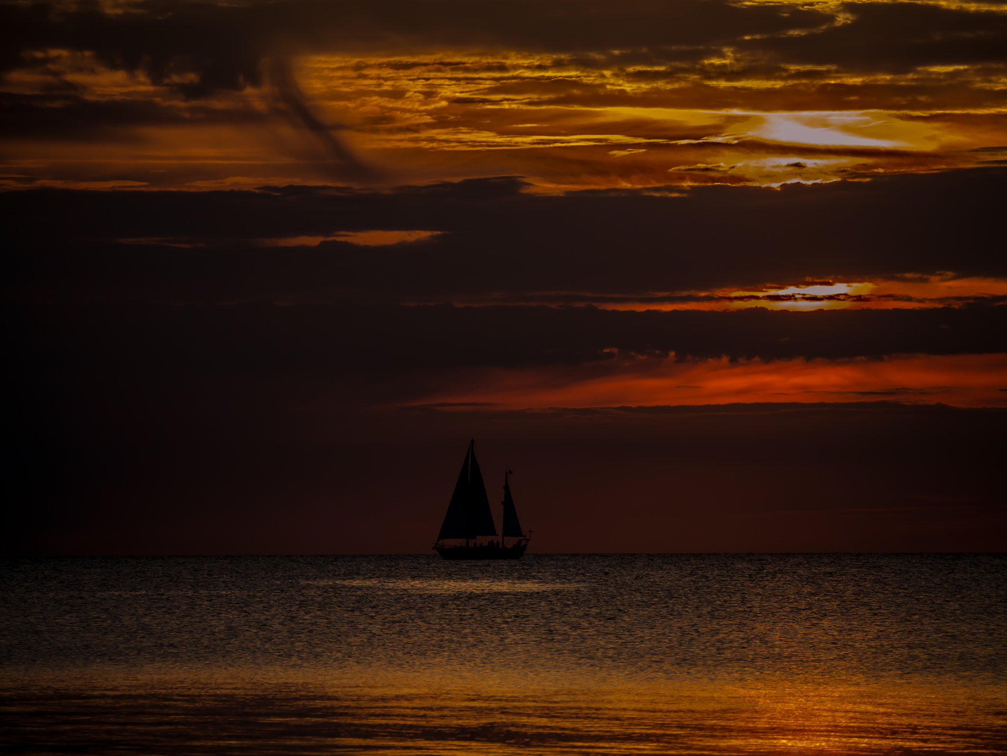 Panasonic Lumix DMC-G3 sample photo. Boat photography