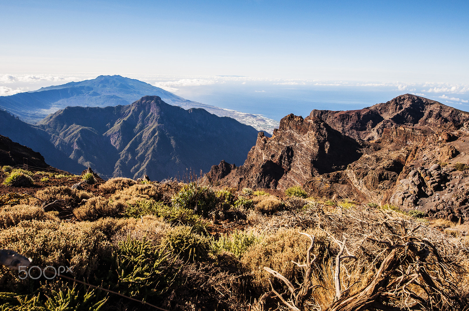 Sigma 8-16mm F4.5-5.6 DC HSM sample photo. Amazing view on rocky mountains and sea photography