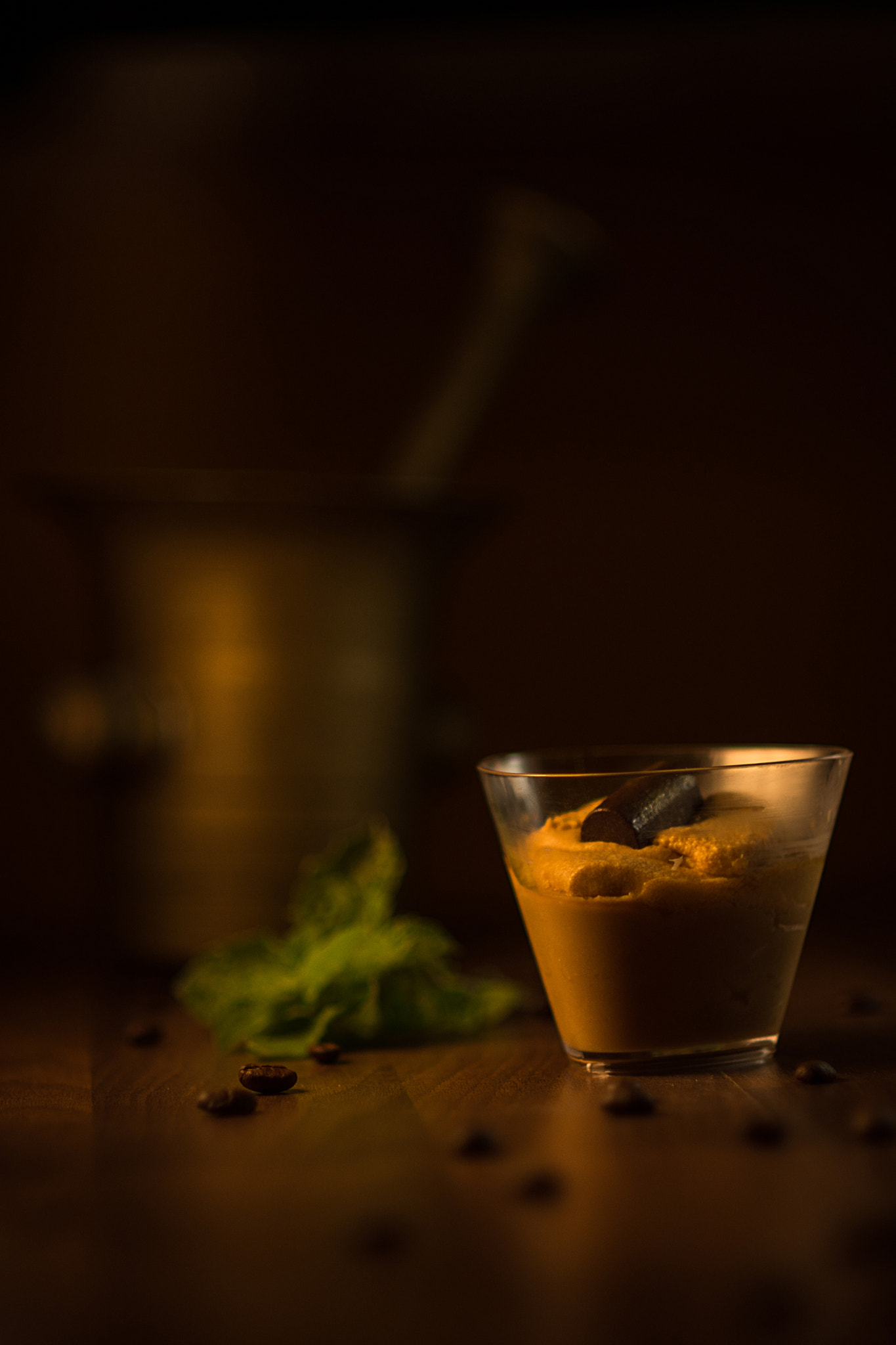 Nikon AF Nikkor 85mm F1.8D sample photo. Coffee cream photography