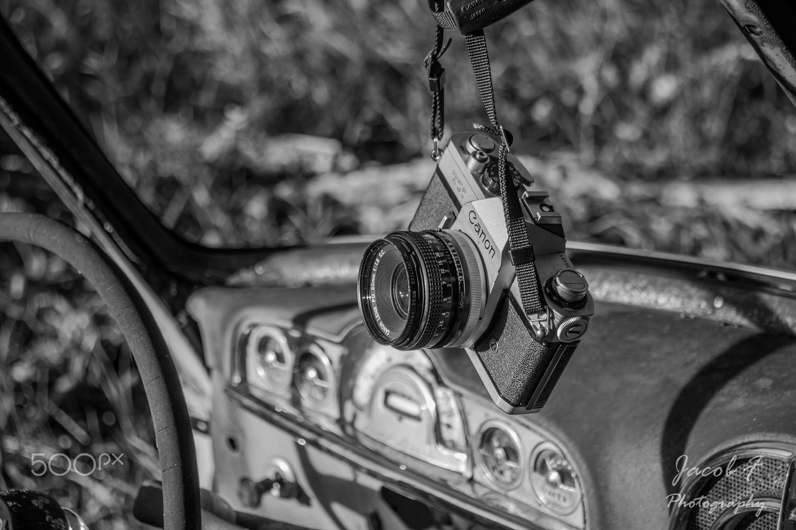 Canon EOS 750D (EOS Rebel T6i / EOS Kiss X8i) sample photo. Canon tx old car photography