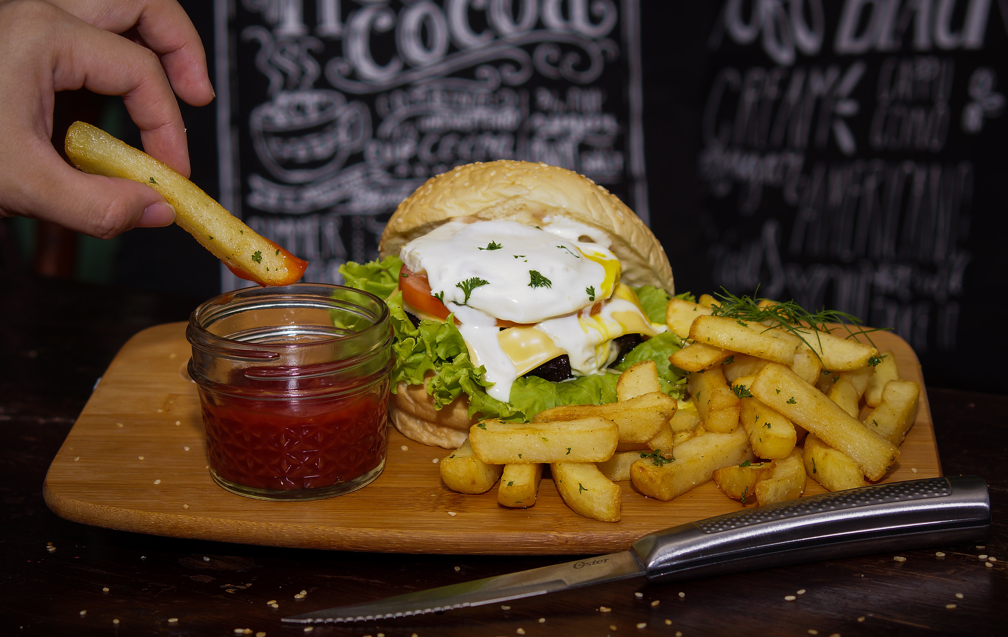 Sony SLT-A65 (SLT-A65V) + 35-70mm F4 sample photo. Burger and fries photography