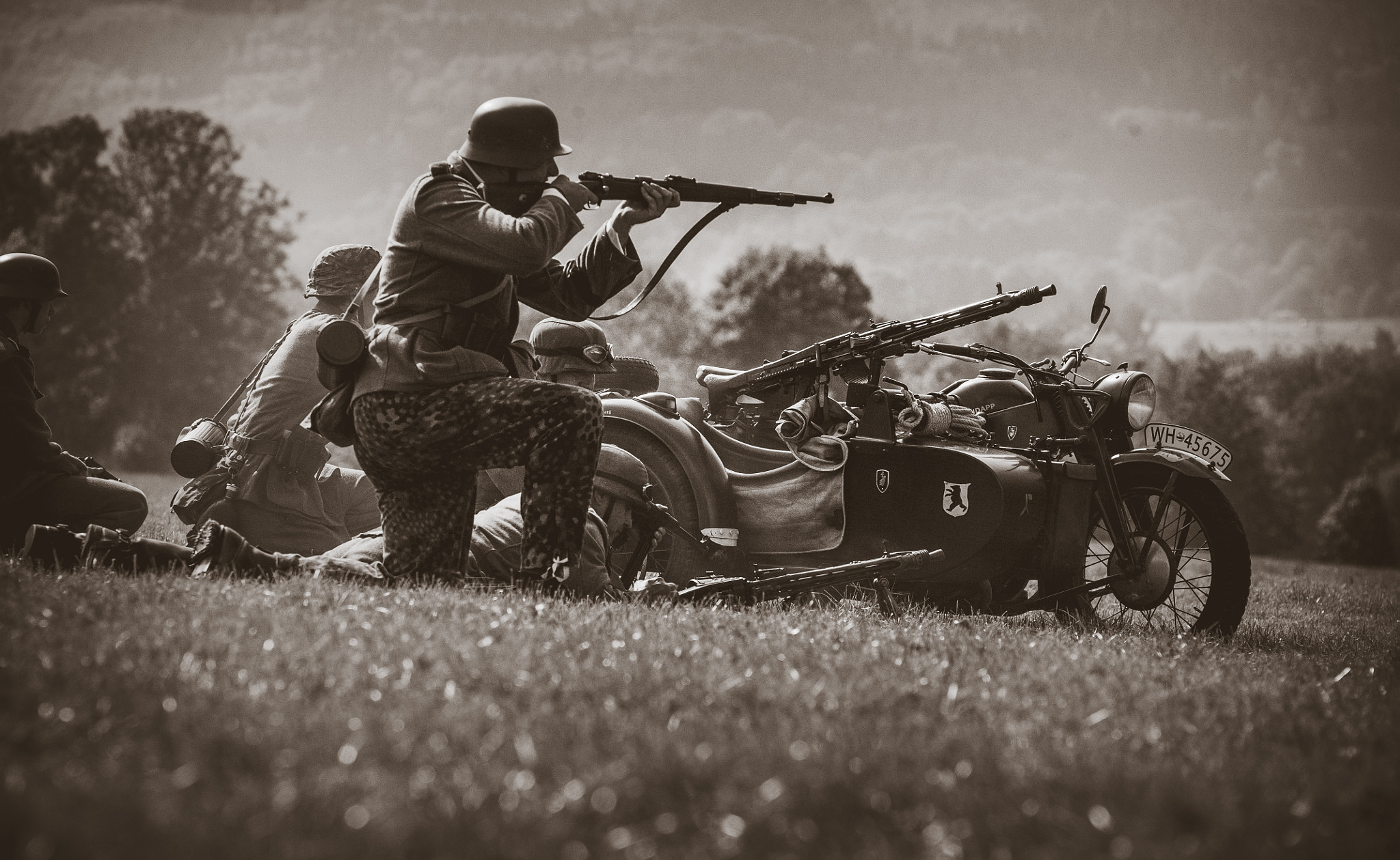 Canon EOS 5D sample photo. Ww2 re-build battle photography