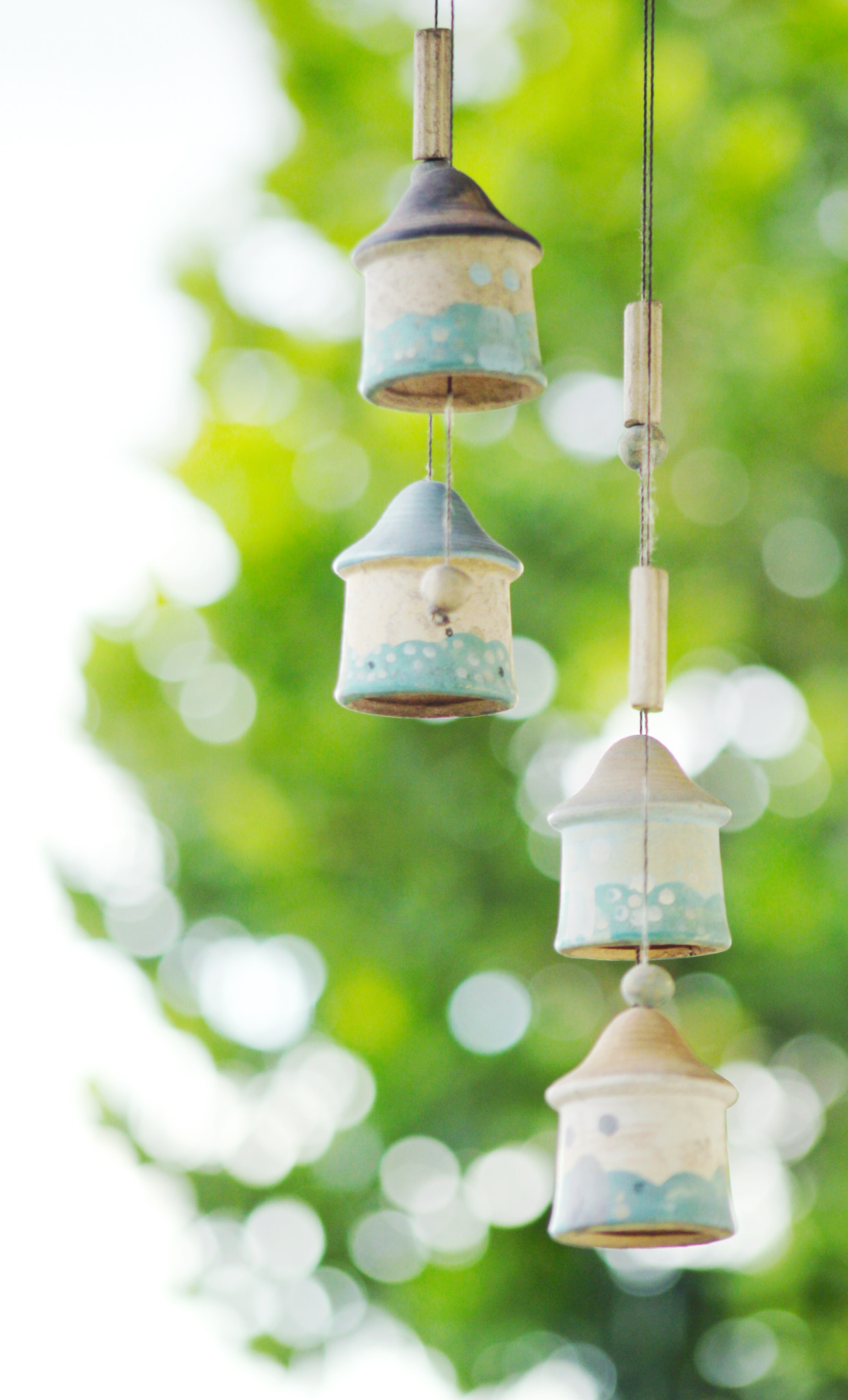 Canon EF75-300mm f/4-5.6 sample photo. Little chimes photography