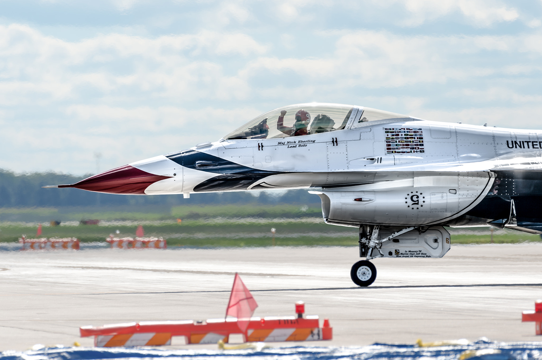 Nikon AF-S Nikkor 200-500mm F5.6E ED VR sample photo. Thunderbirds photography