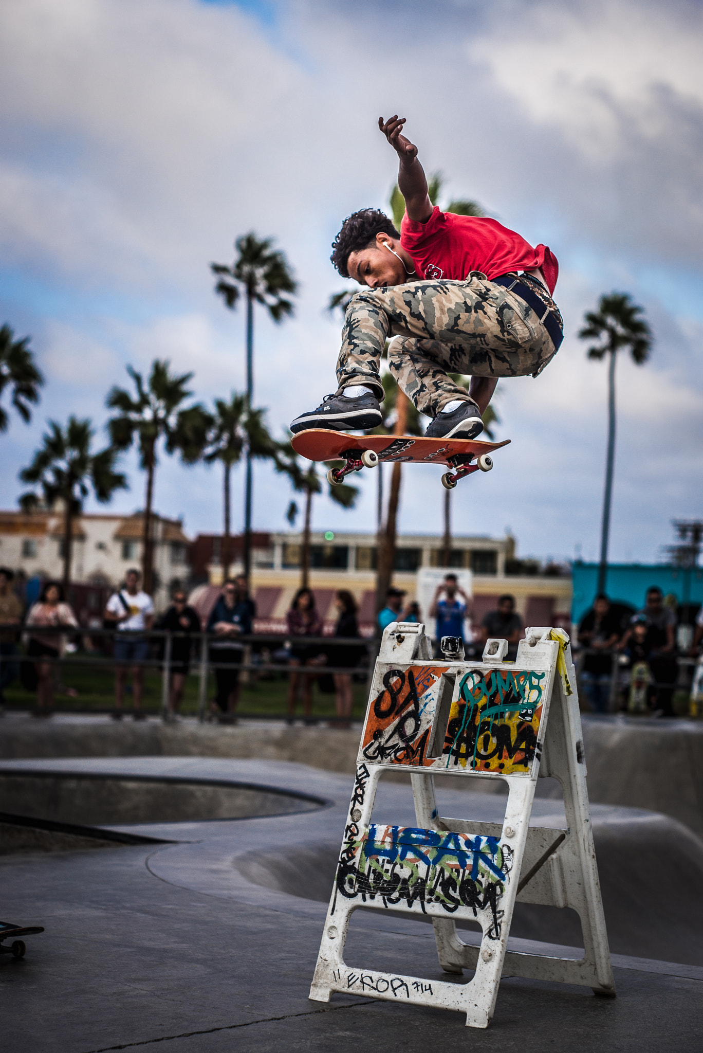 Leica APO-Summicron-M 75mm F2 ASPH sample photo. Big air photography
