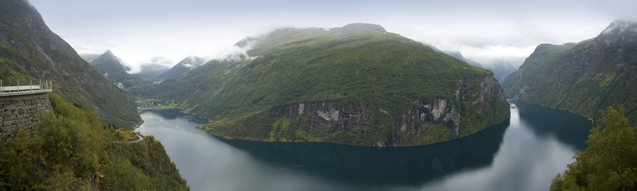 Canon EF-S 17-85mm F4-5.6 IS USM sample photo. Geiranger photography