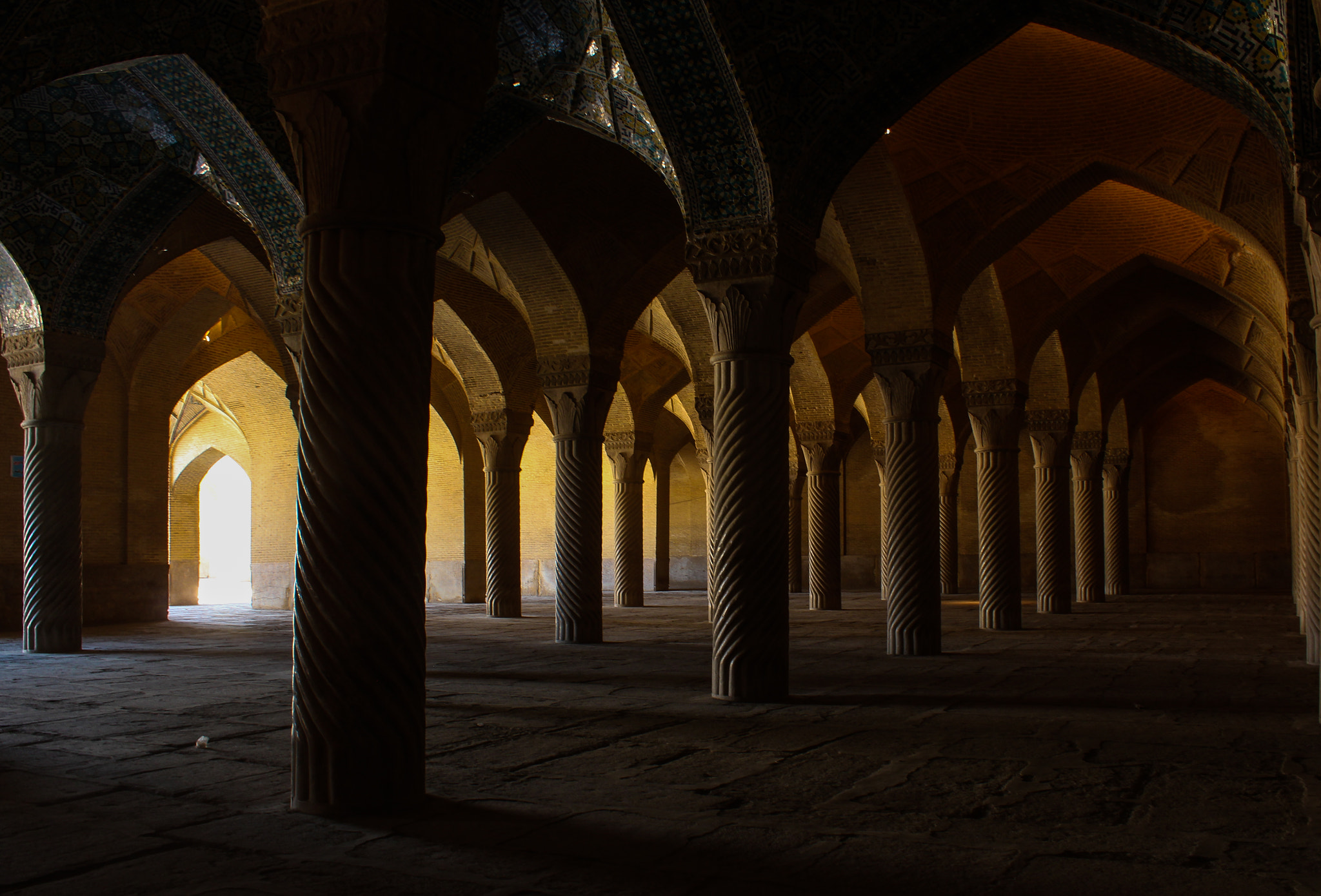 Canon EF-S 18-55mm F3.5-5.6 IS sample photo. Architecture photography
