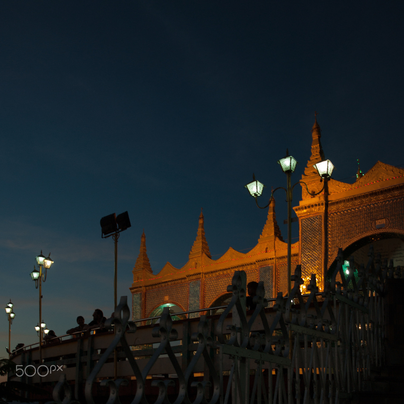 Olympus E-620 (EVOLT E-620) + OLYMPUS 14-42mm Lens sample photo. Night scene of pagoda photography