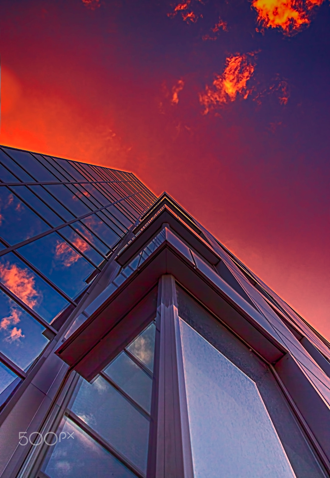 Canon EF-S 17-85mm F4-5.6 IS USM sample photo. Buildings in the sunset 5 photography